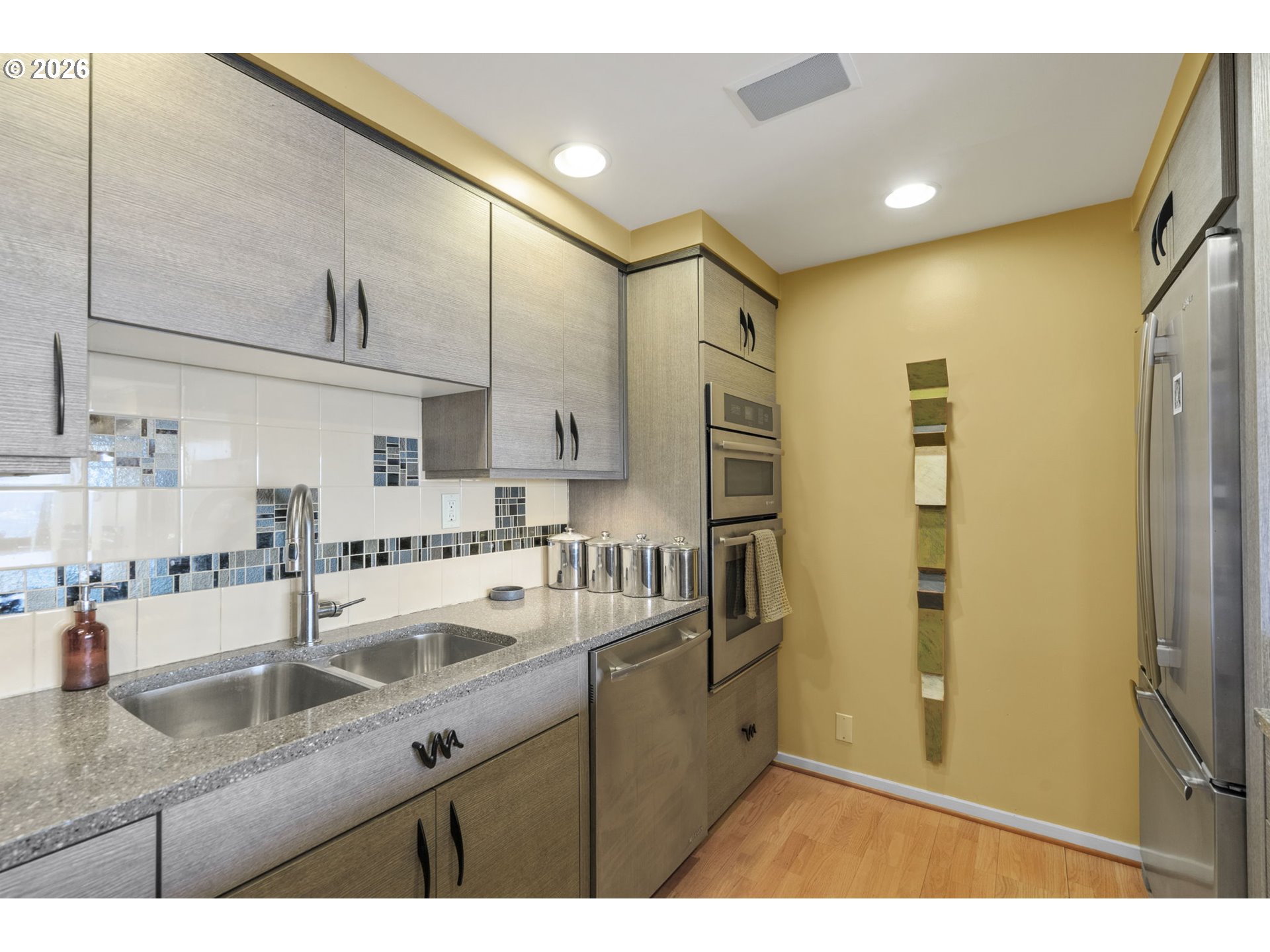 2221 SW 1ST AVE 1124