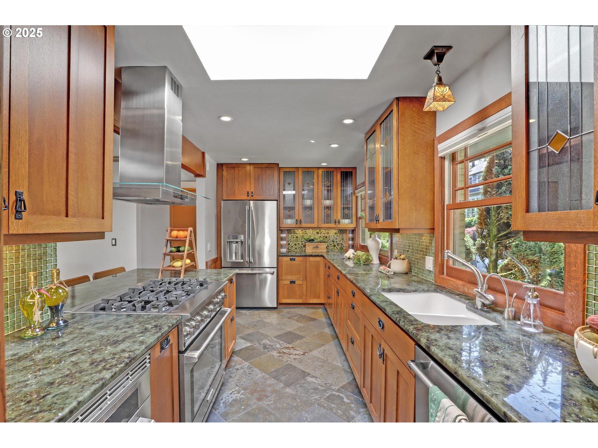 2967 SW CHAMPLAIN DR