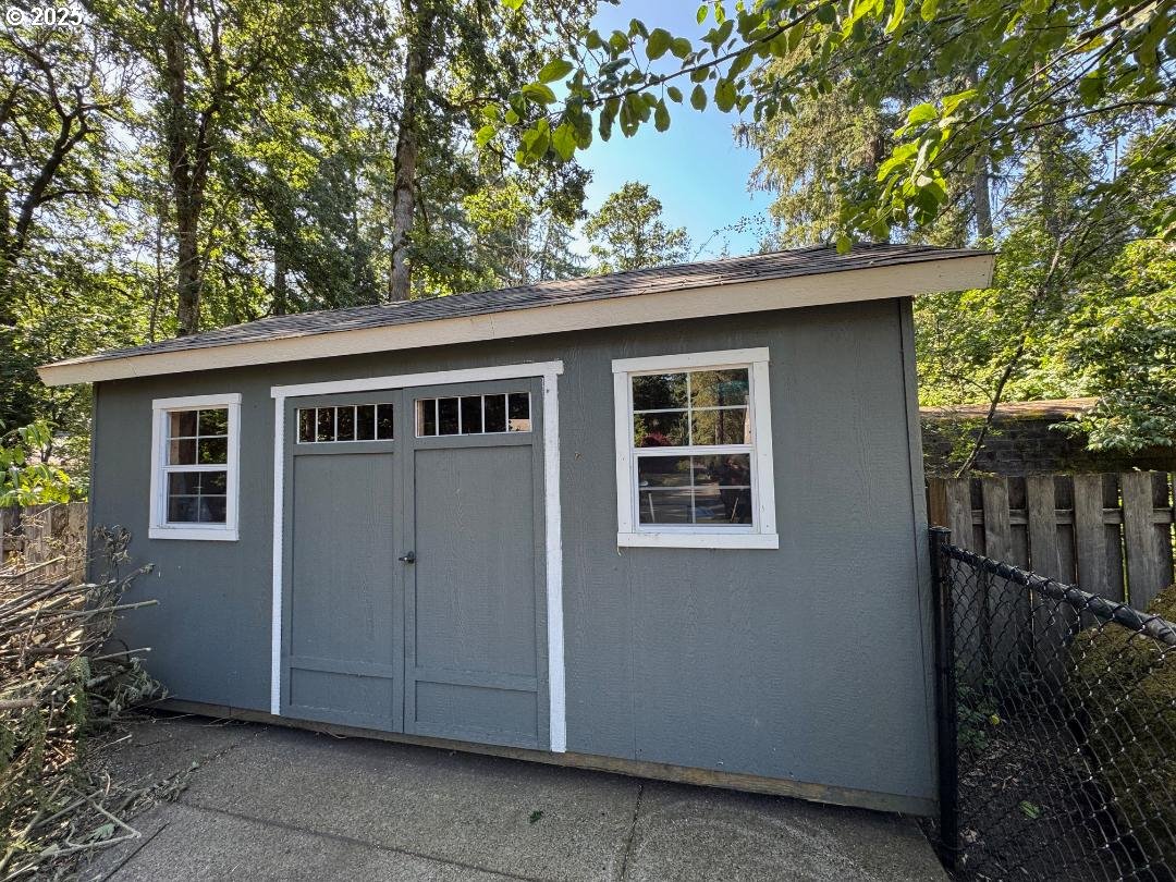 18221 BICKEL CT