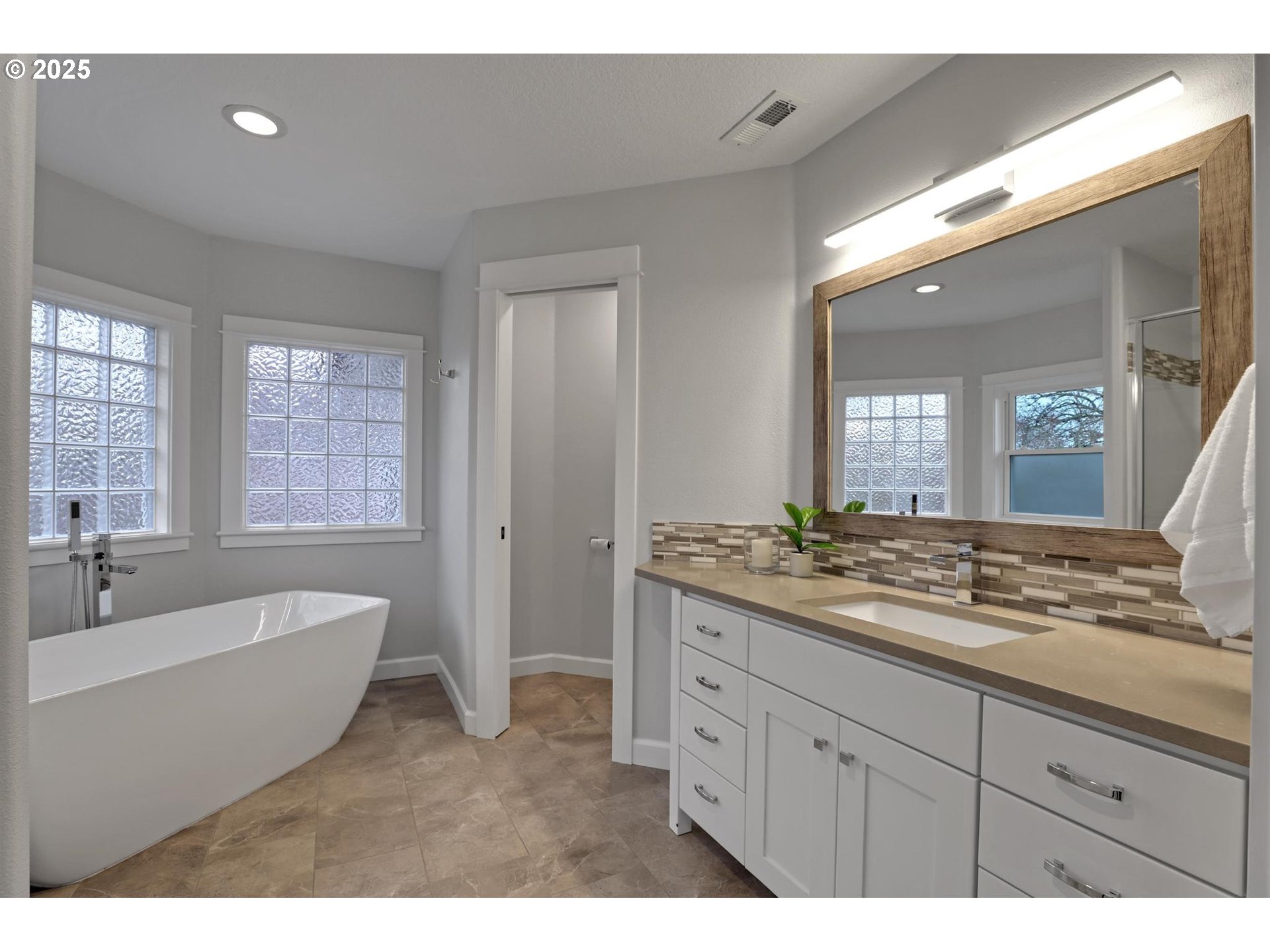15252 NW EUGENE LN