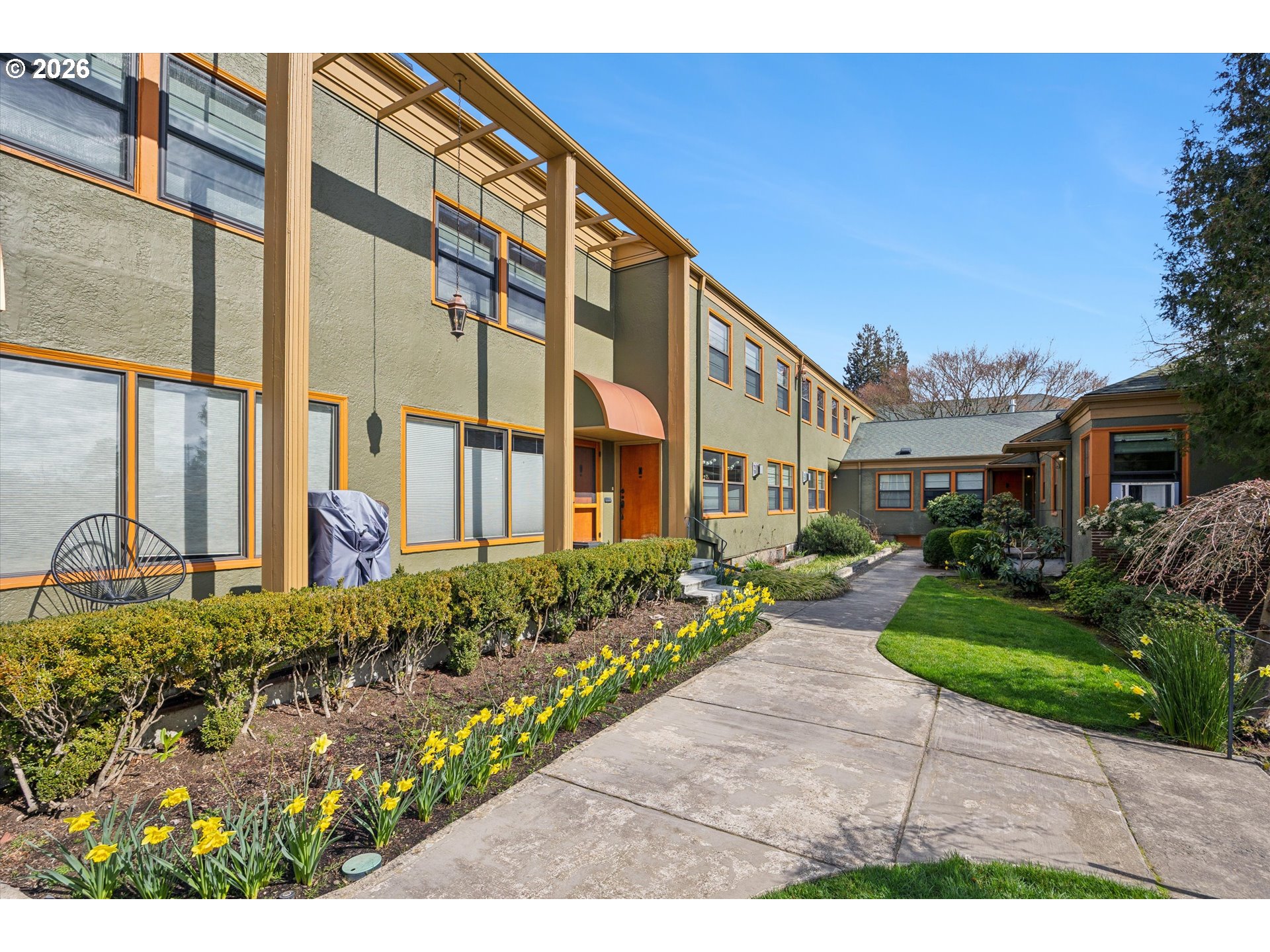 2025 SE CARUTHERS ST 18