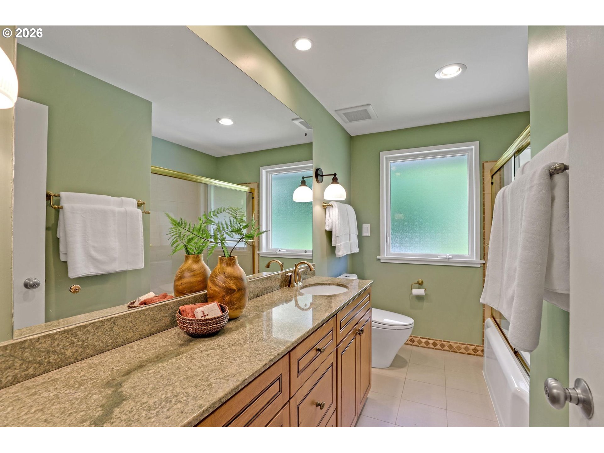 434 NW HERMOSA BLVD