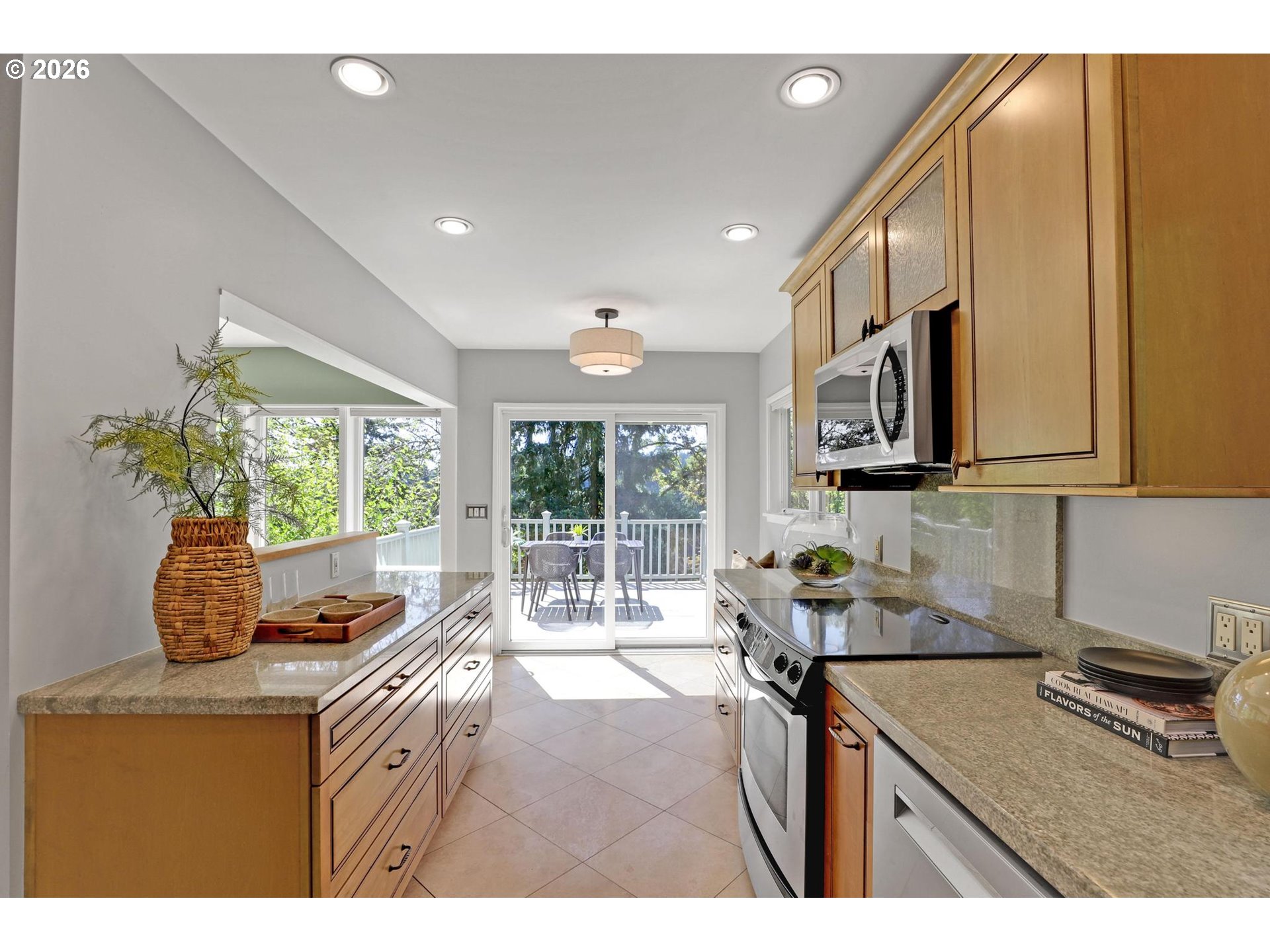 434 NW HERMOSA BLVD