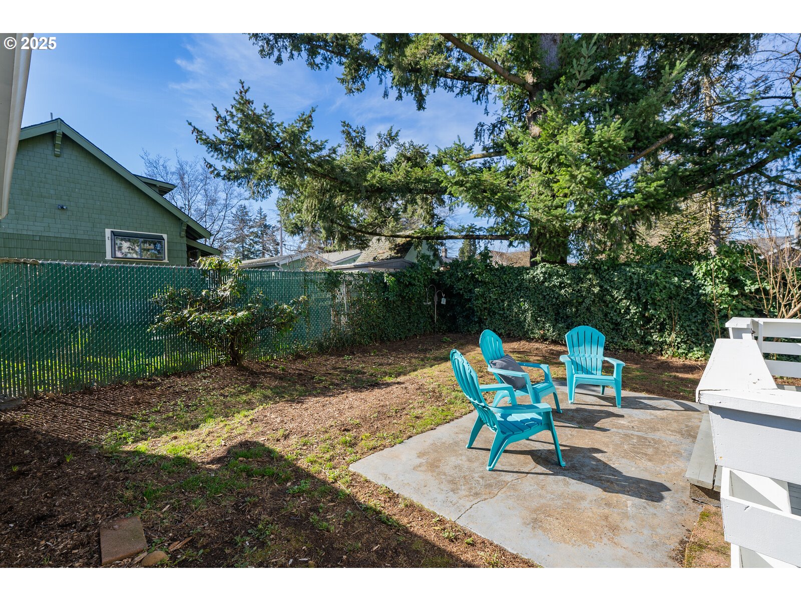 7528 SE WOODSTOCK BLVD