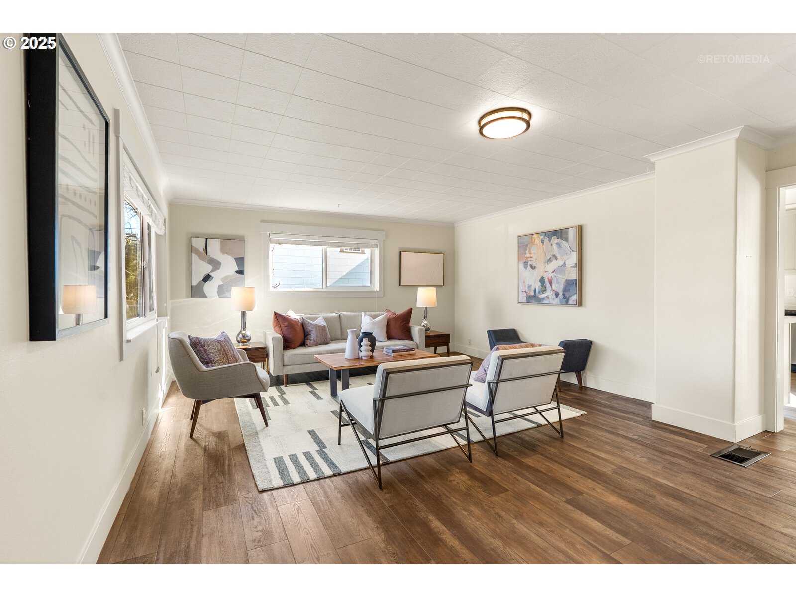 7528 SE WOODSTOCK BLVD