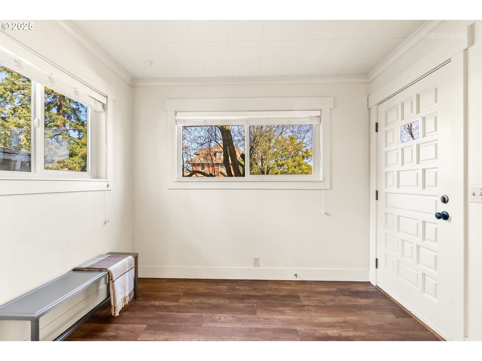 7528 SE WOODSTOCK BLVD