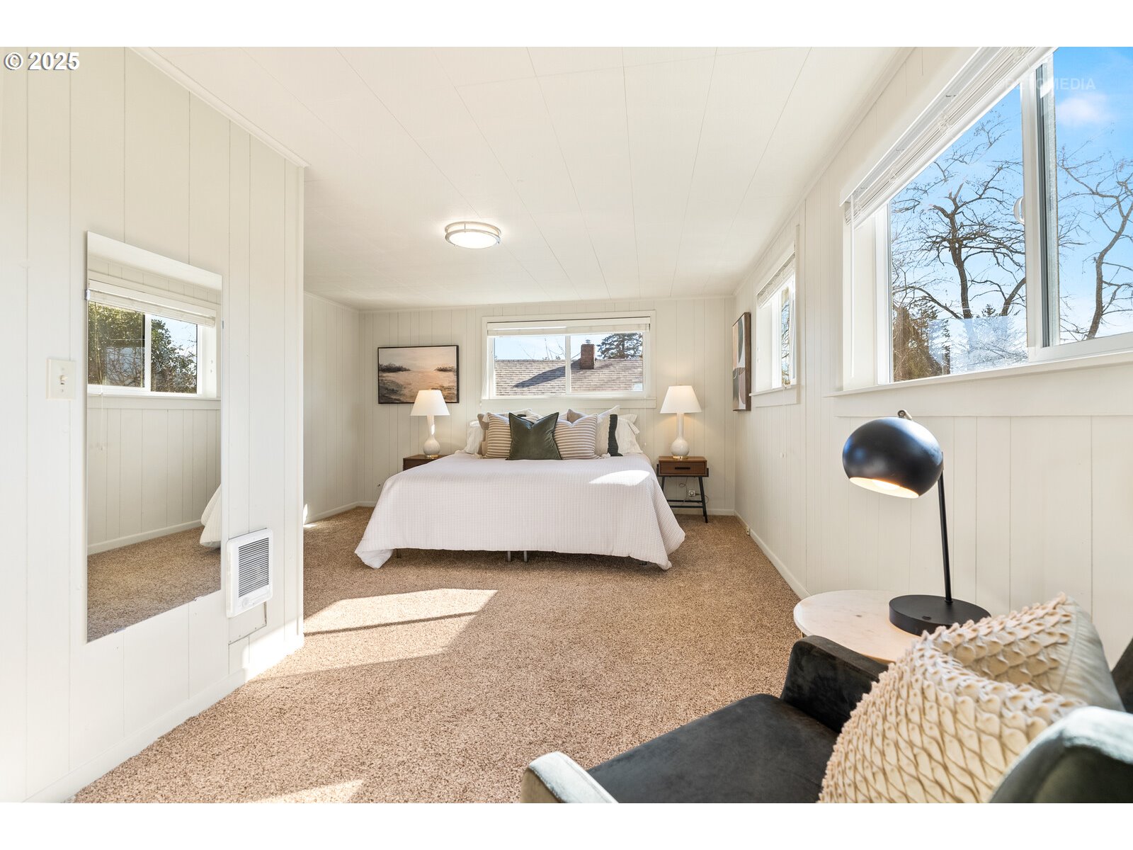 7528 SE WOODSTOCK BLVD