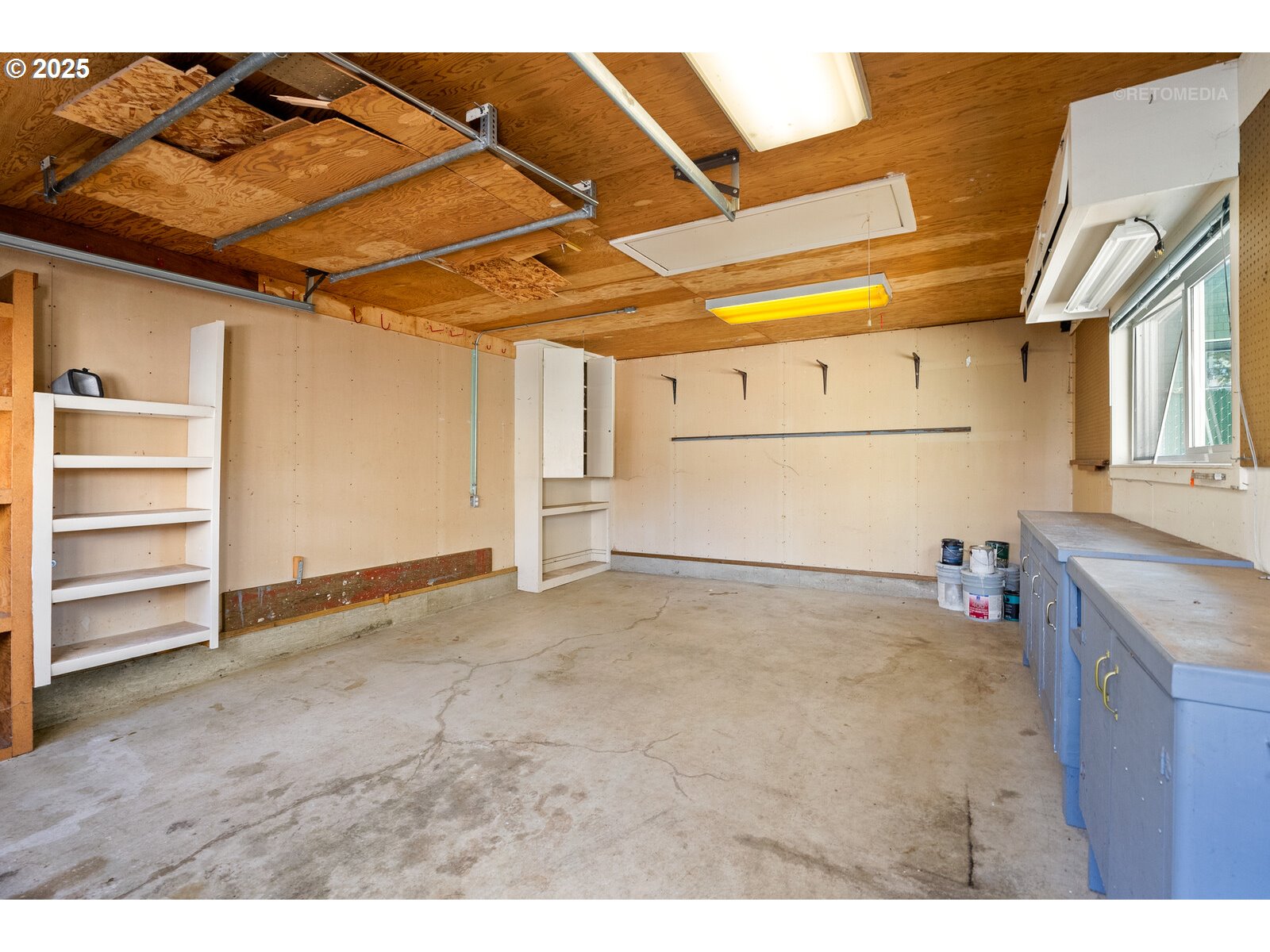 7528 SE WOODSTOCK BLVD