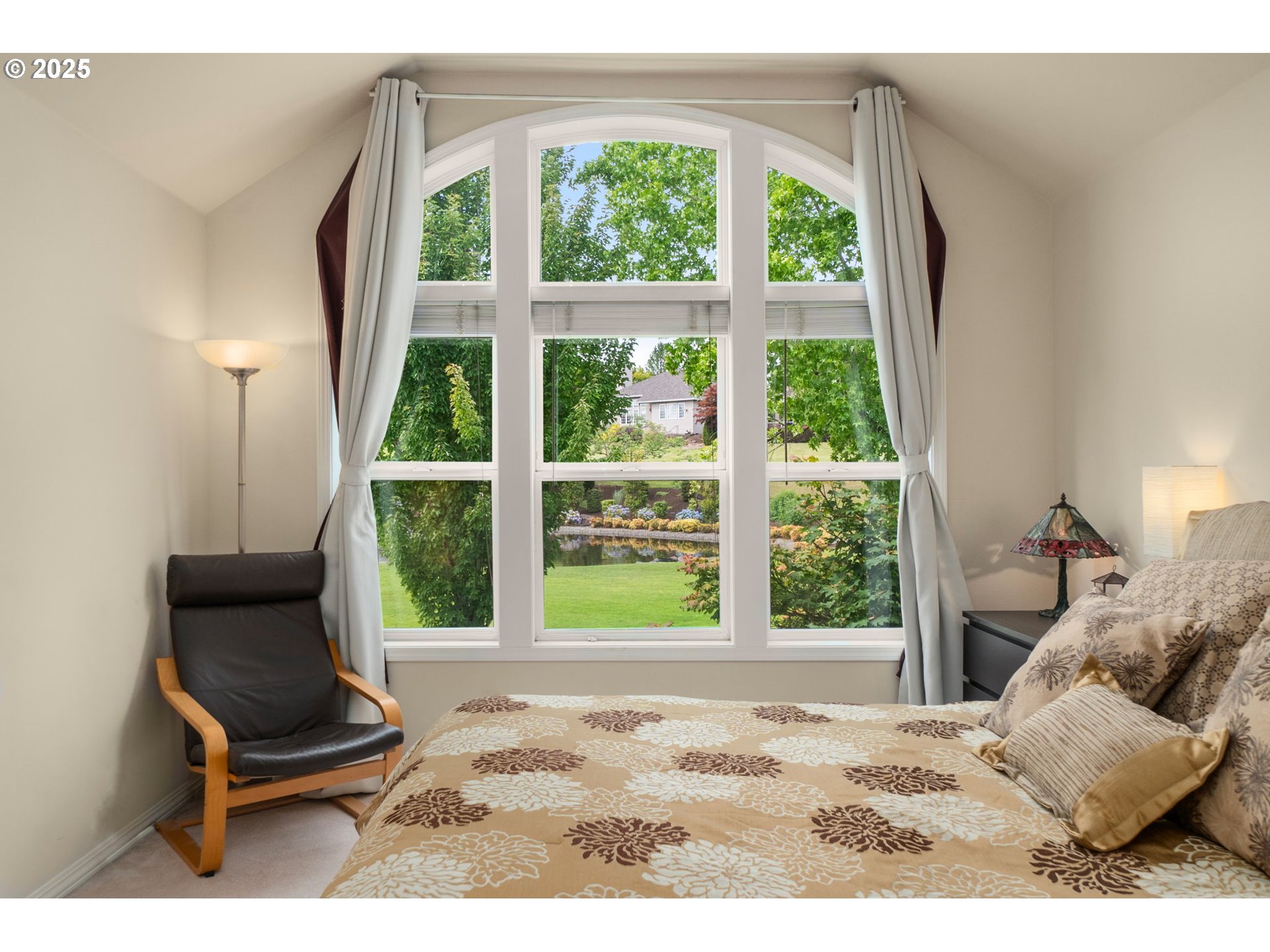 15647 NW CLUBHOUSE DR