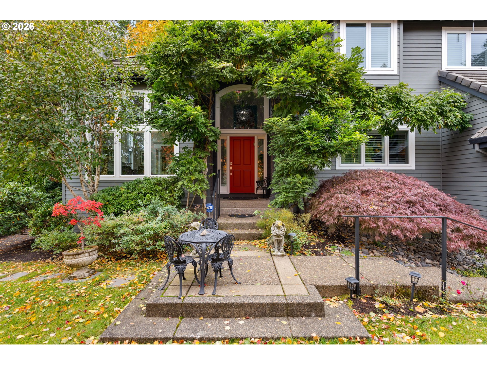 7717 NW BLUE POINTE LN