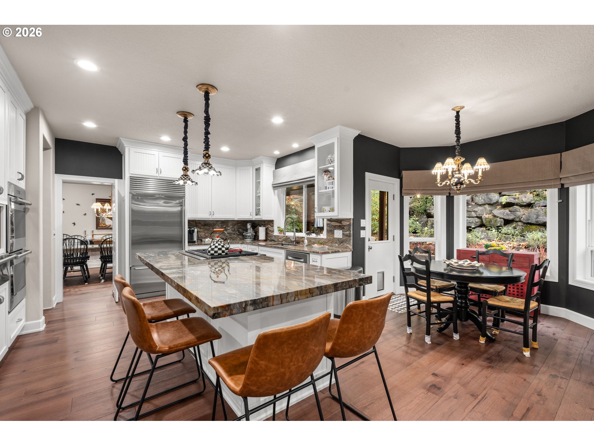 7717 NW BLUE POINTE LN