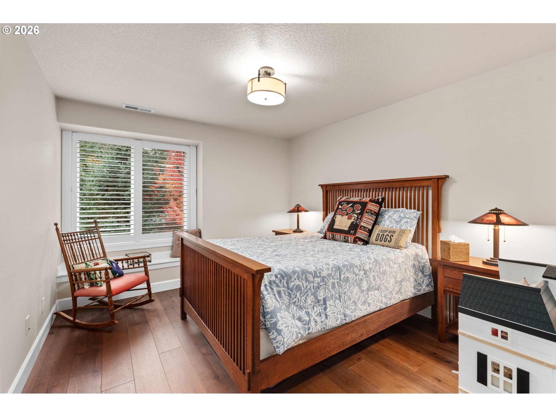 7717 NW BLUE POINTE LN