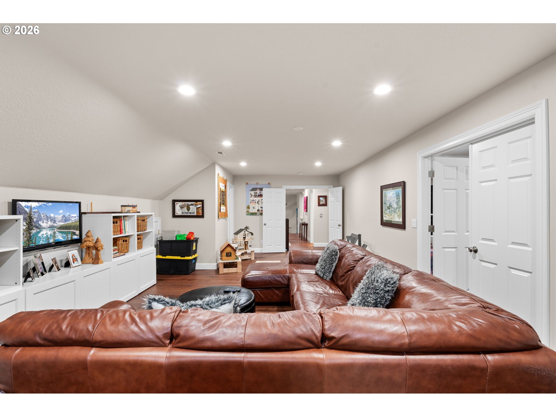 7717 NW BLUE POINTE LN