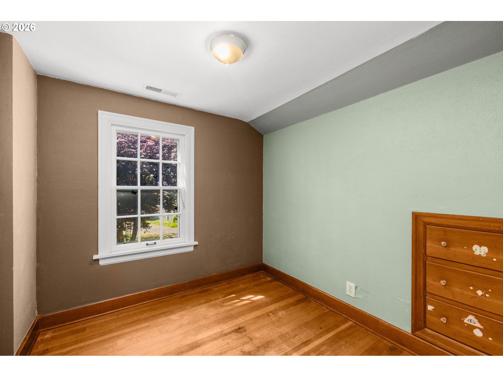 337 NE 28TH AVE