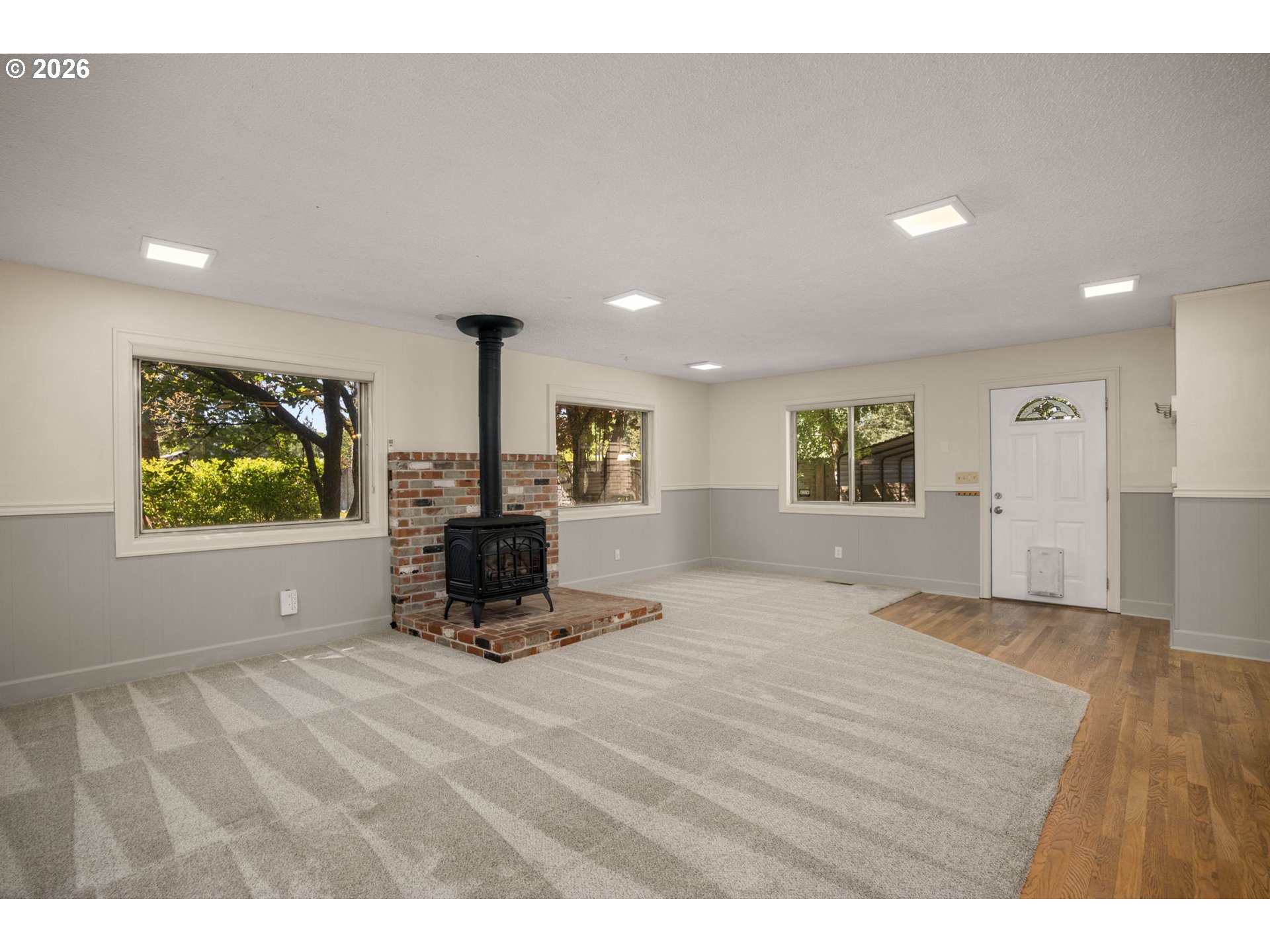 337 NE 28TH AVE