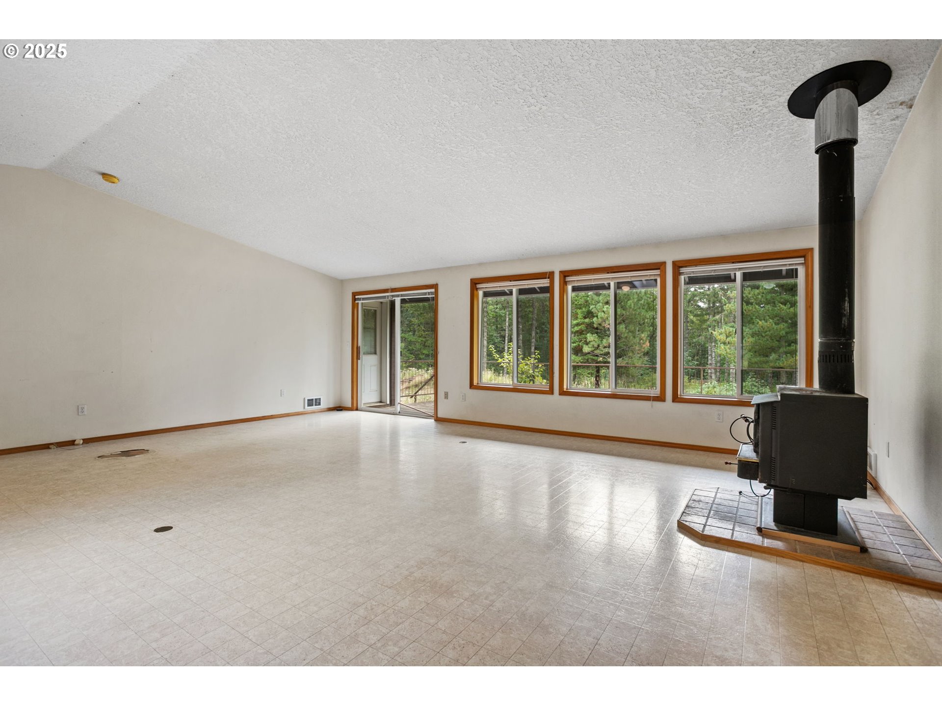 23995 SW Peavine RD, McMinnville