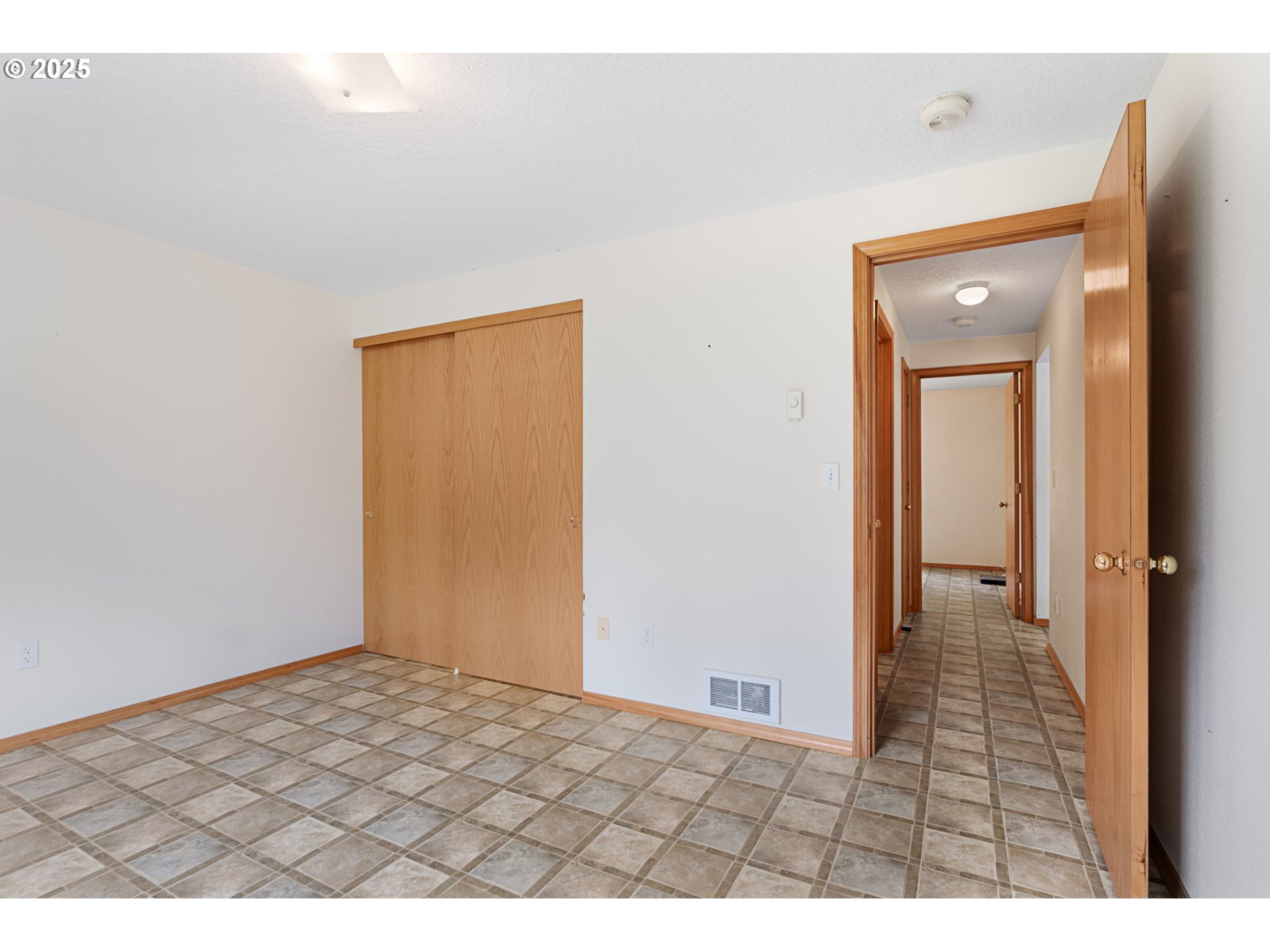 23995 SW Peavine RD, McMinnville
