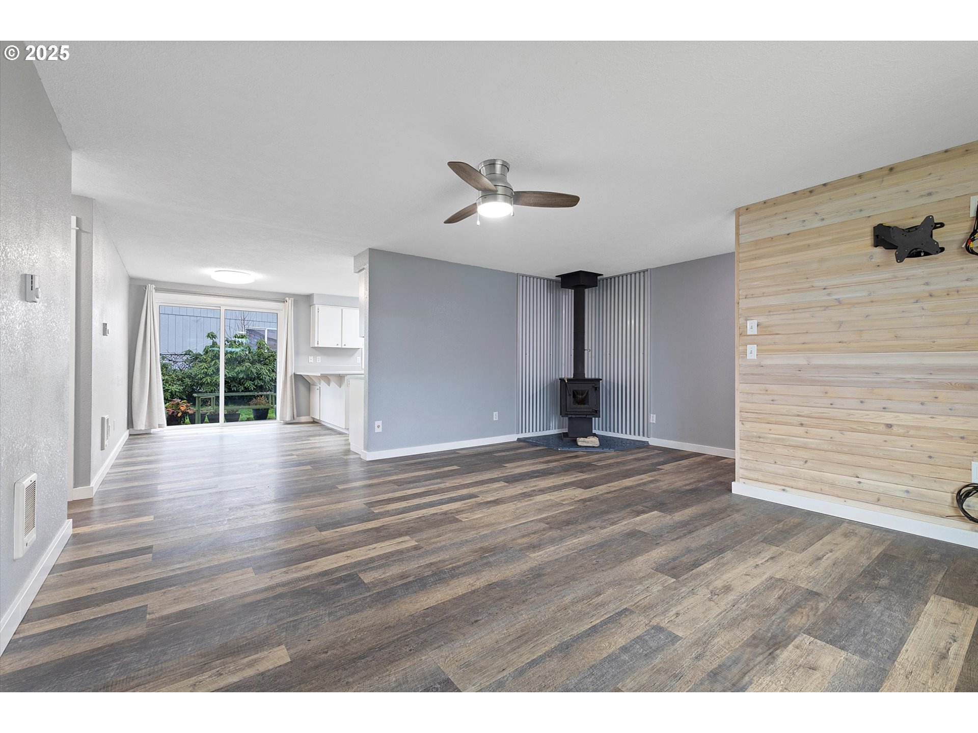 1997 SW OLEANDER CT, McMinnville