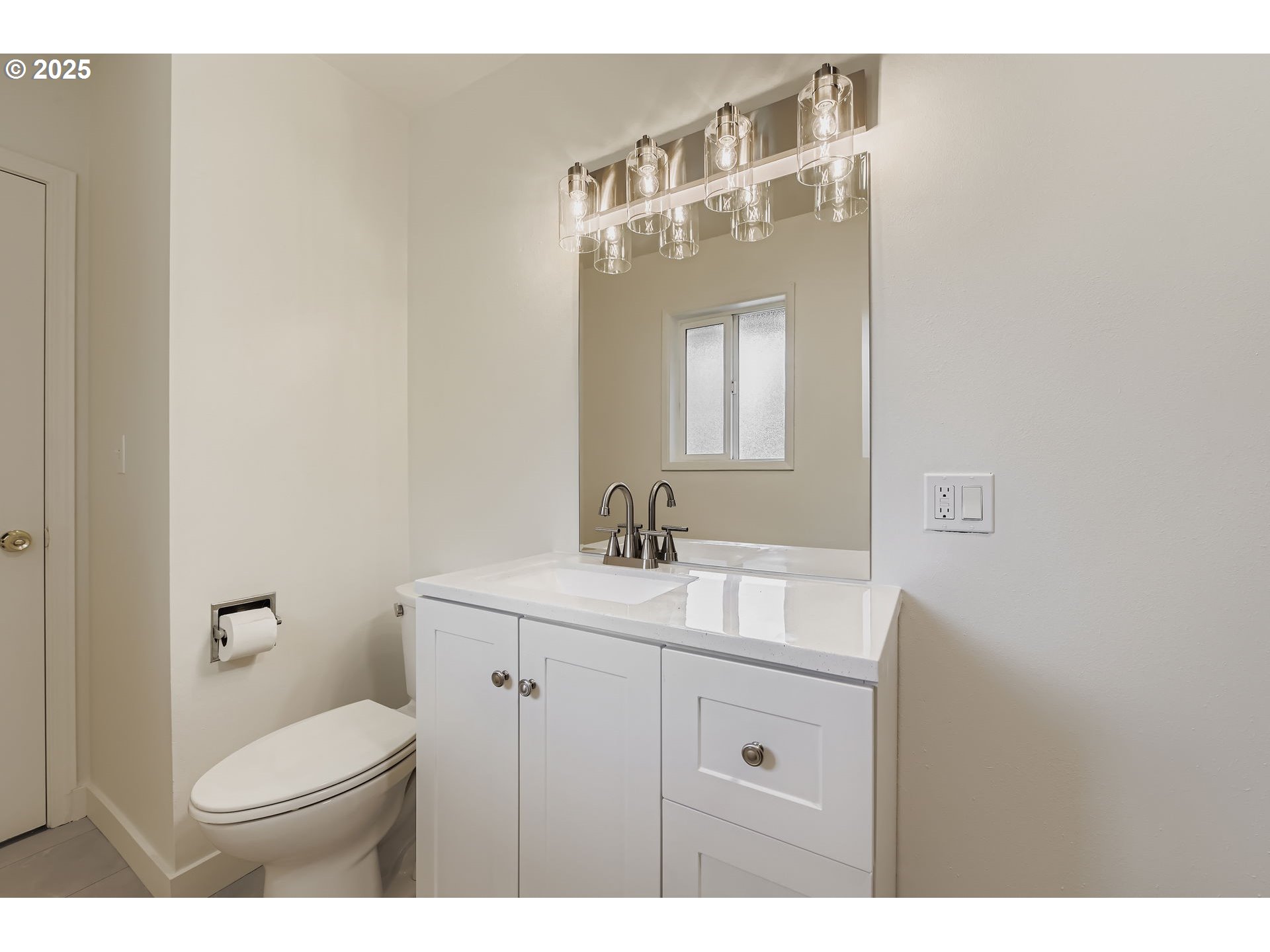 8755 SW PINEBROOK ST