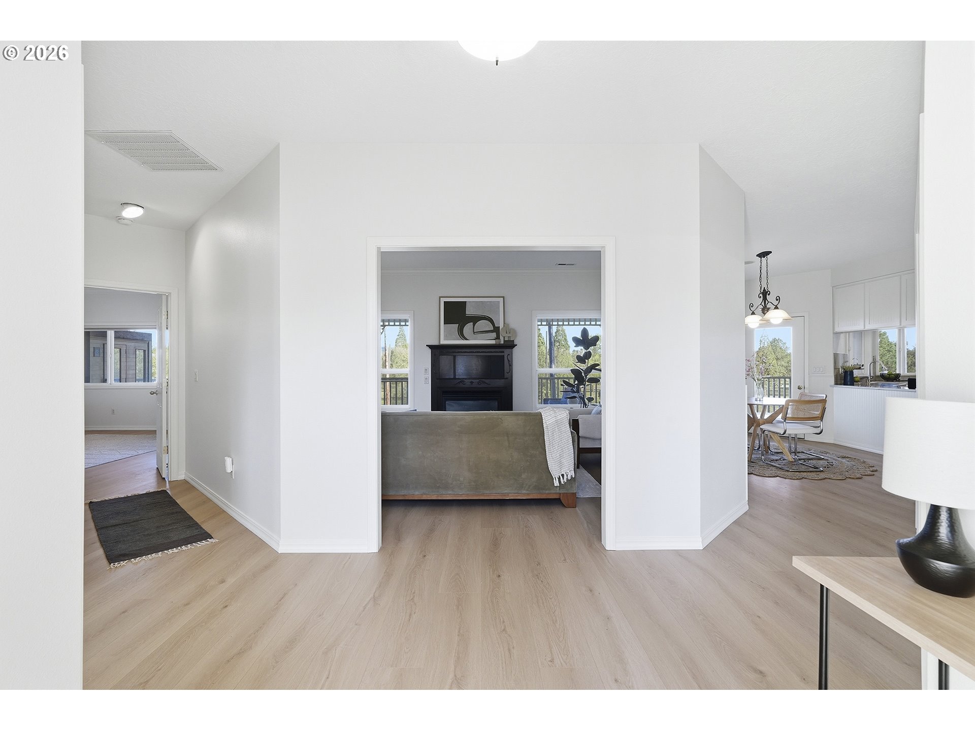9595 SW Bayou DR, McMinnville