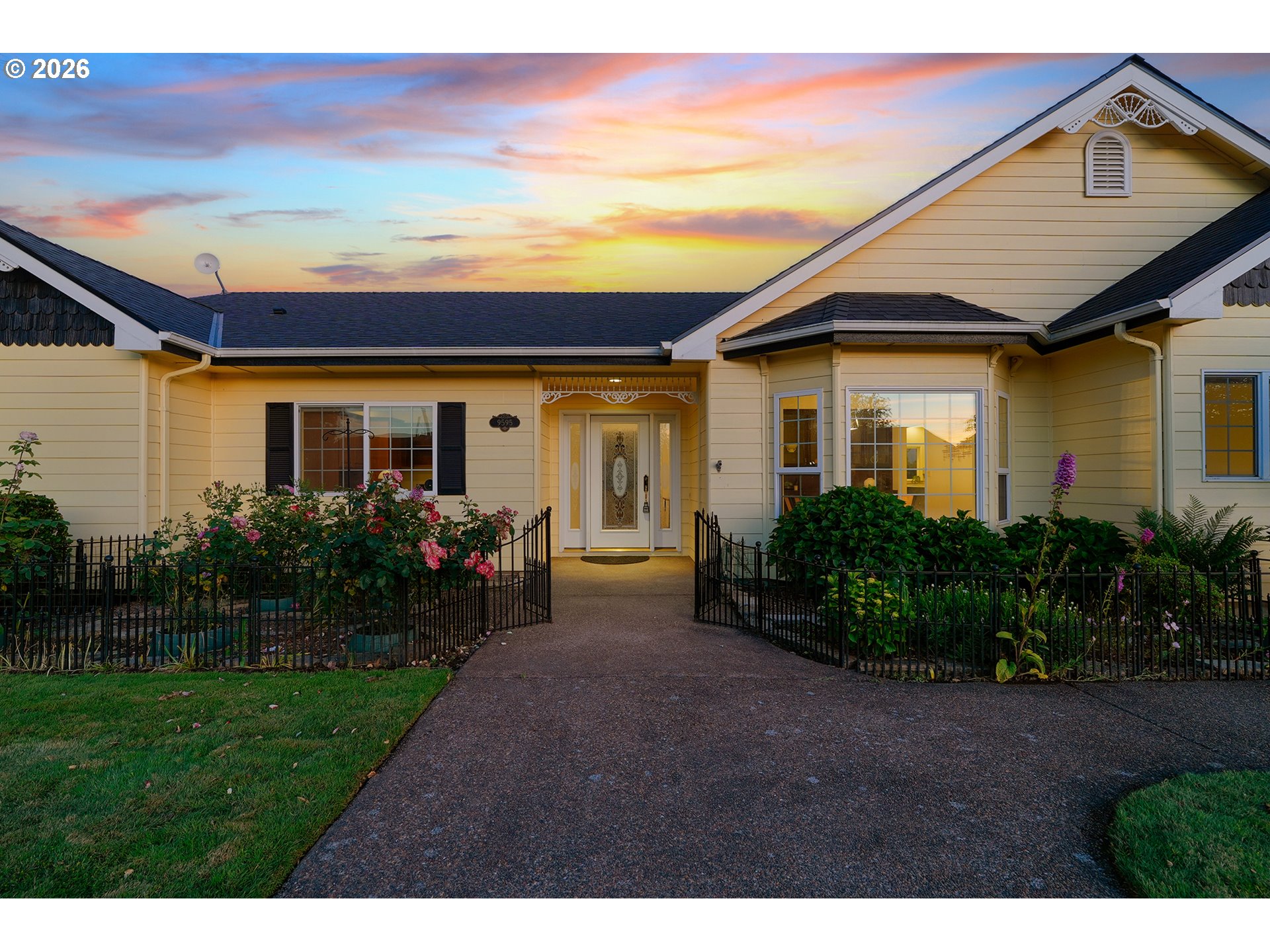 9595 SW Bayou DR, McMinnville