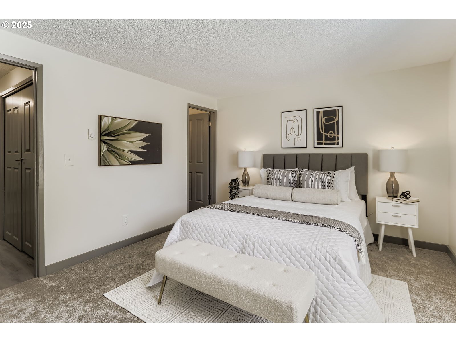 650 SW MEADOW DR 106