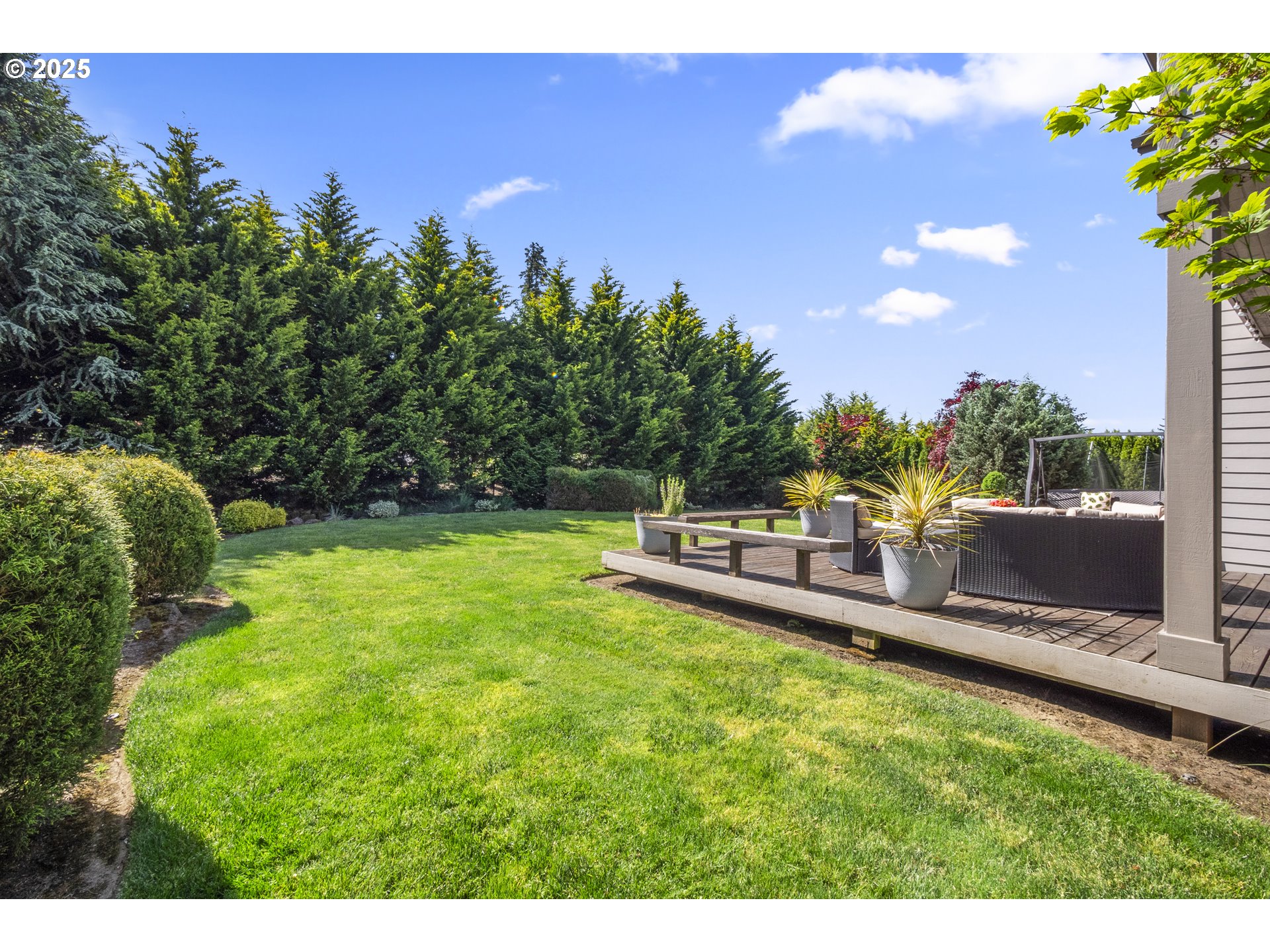 977 MARYLHURST CIR