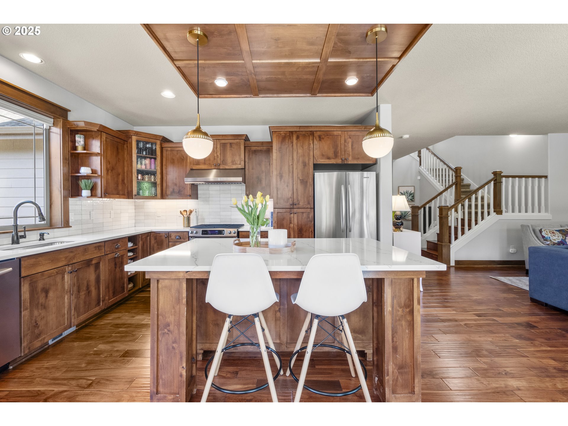 977 MARYLHURST CIR