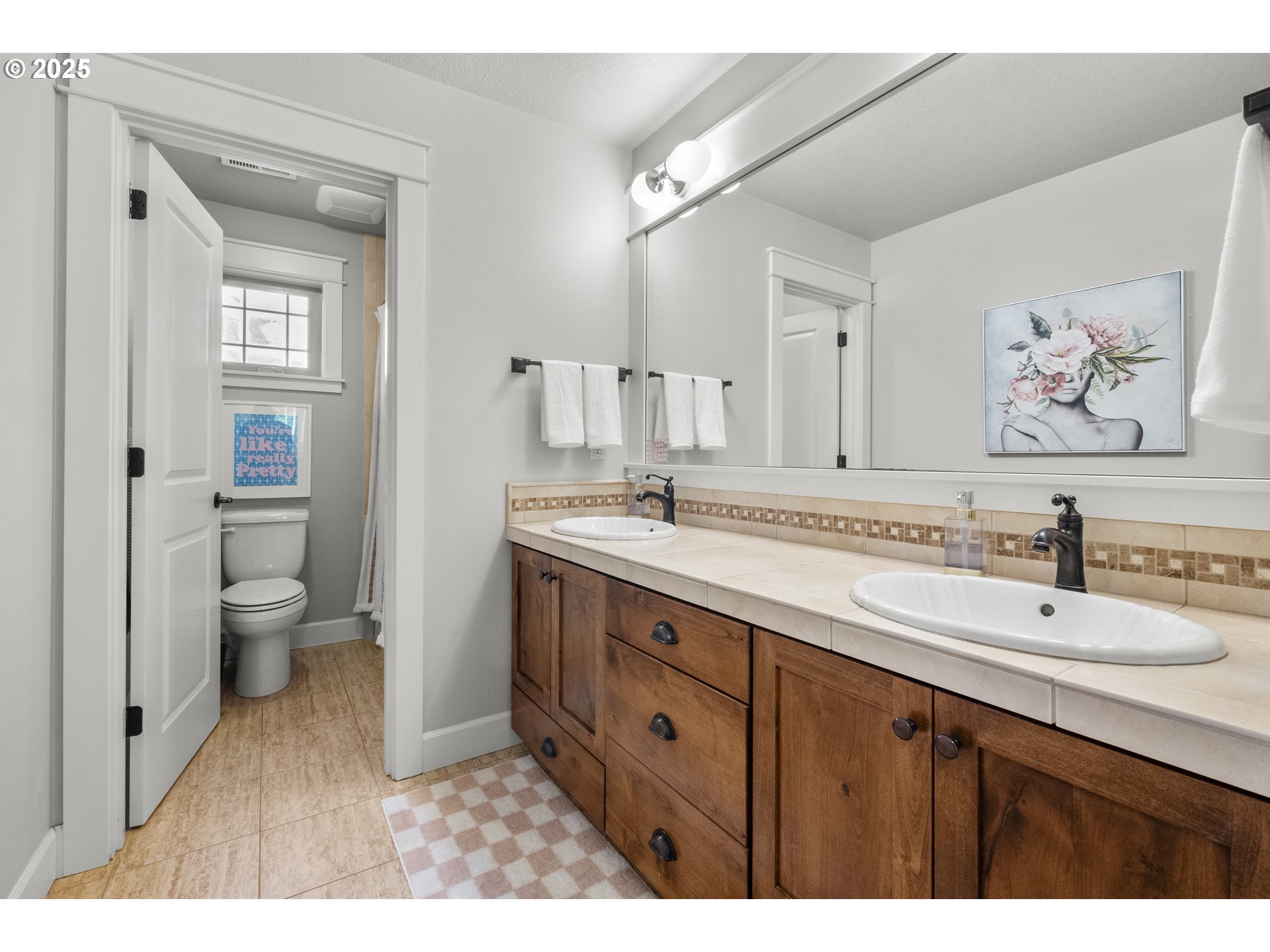977 MARYLHURST CIR