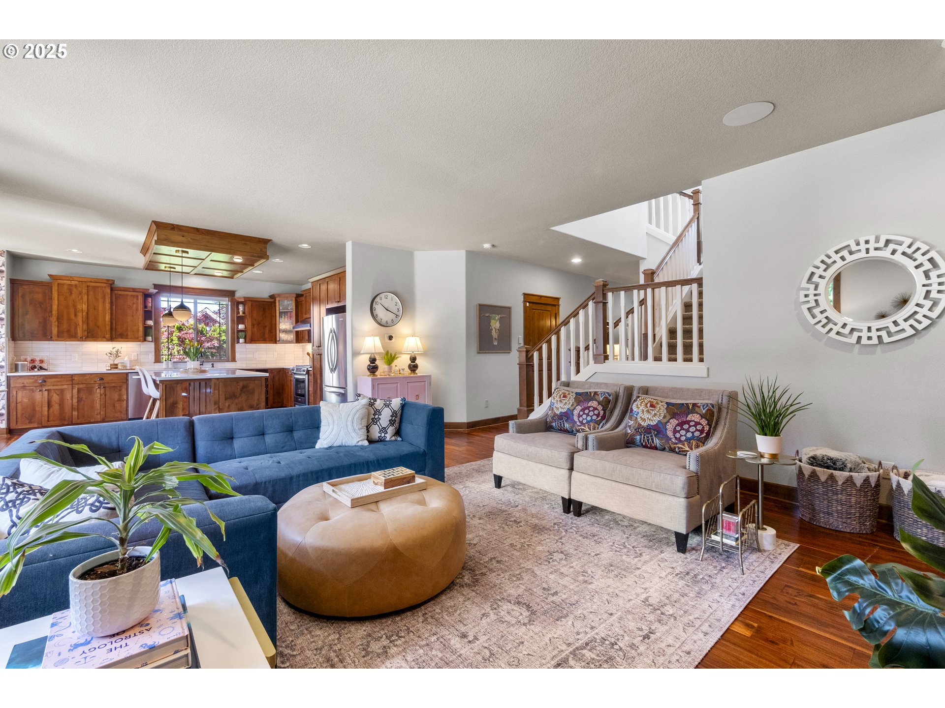 977 MARYLHURST CIR