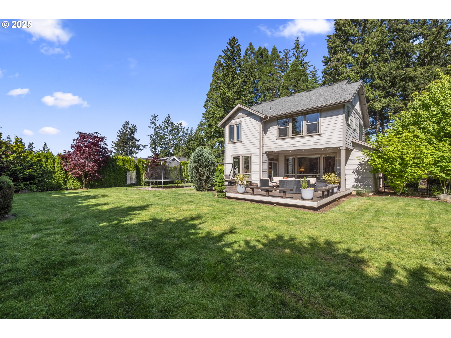 977 MARYLHURST CIR