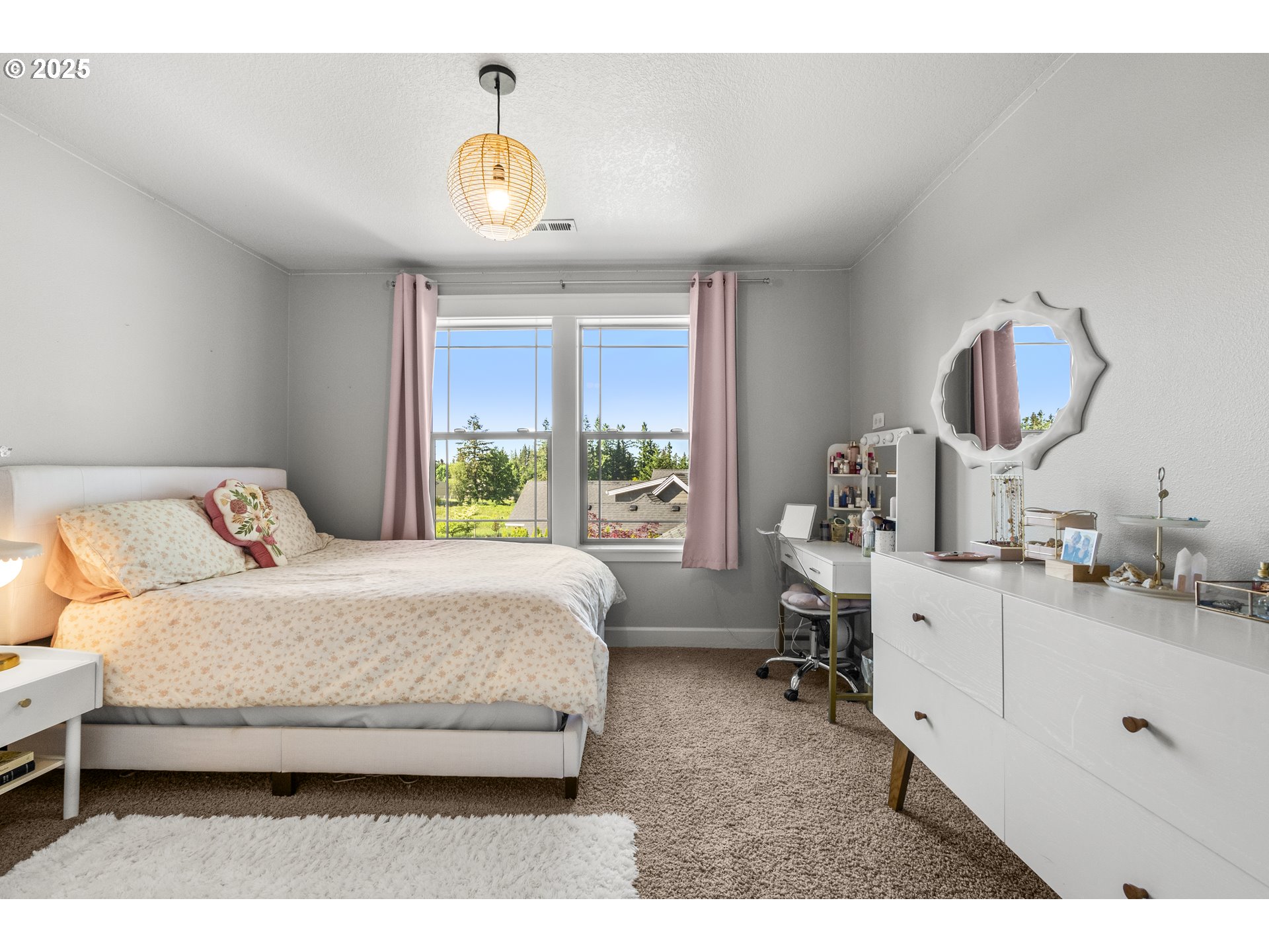 977 MARYLHURST CIR