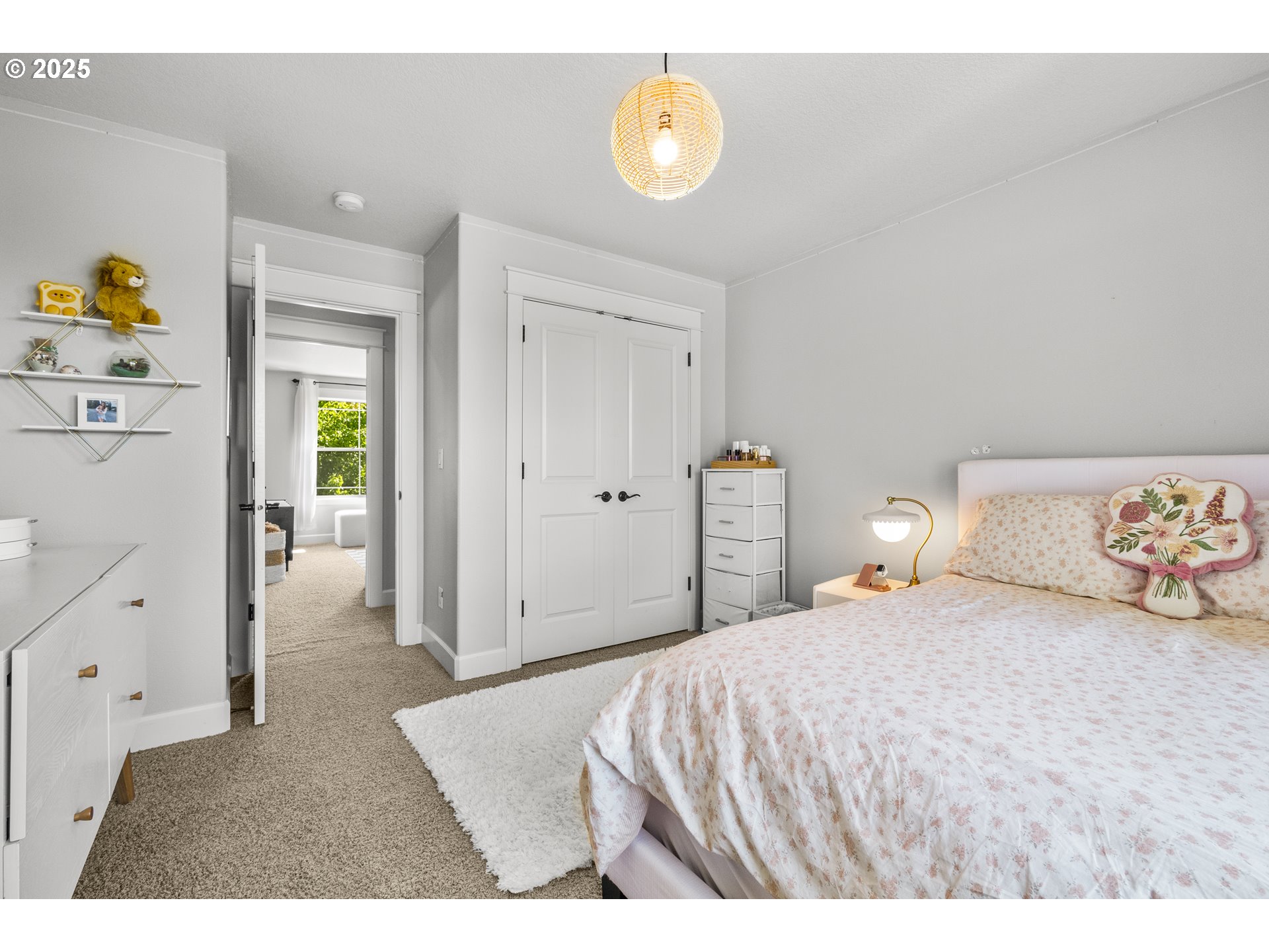 977 MARYLHURST CIR