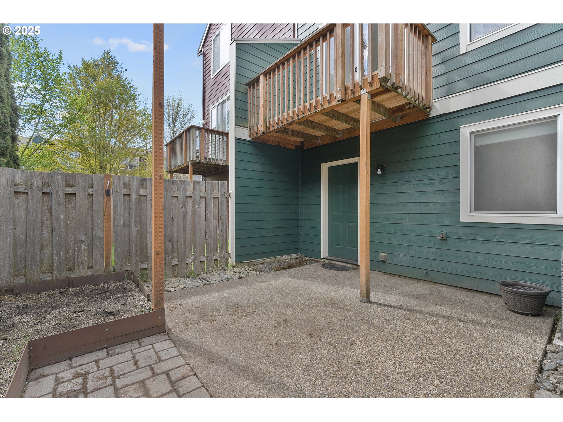 20607 NW PAINTED MOUNTAIN DR