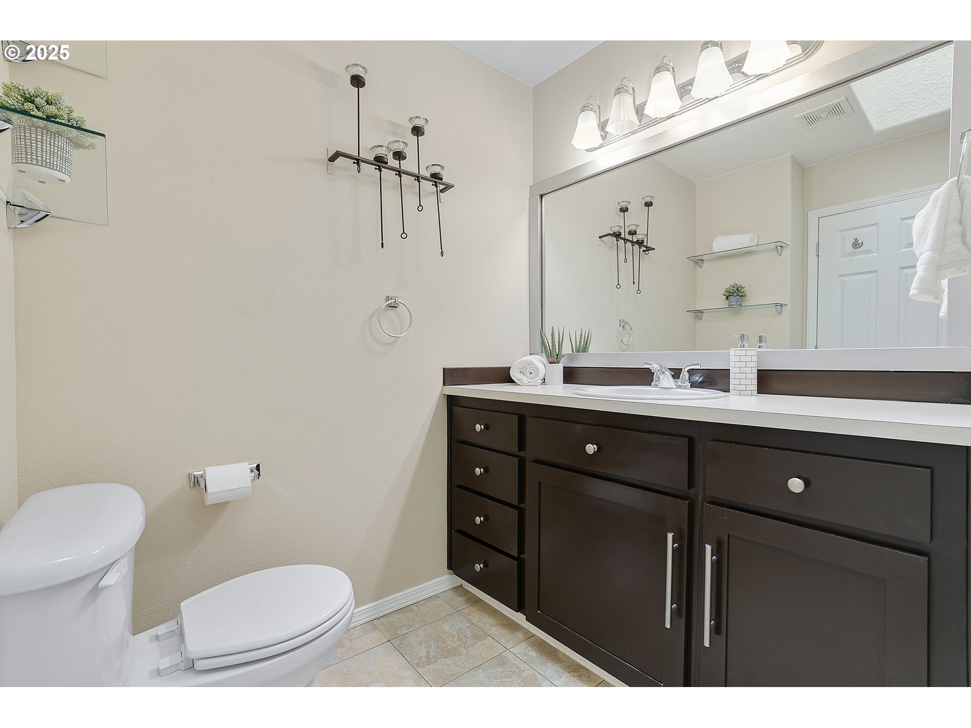 20607 NW PAINTED MOUNTAIN DR