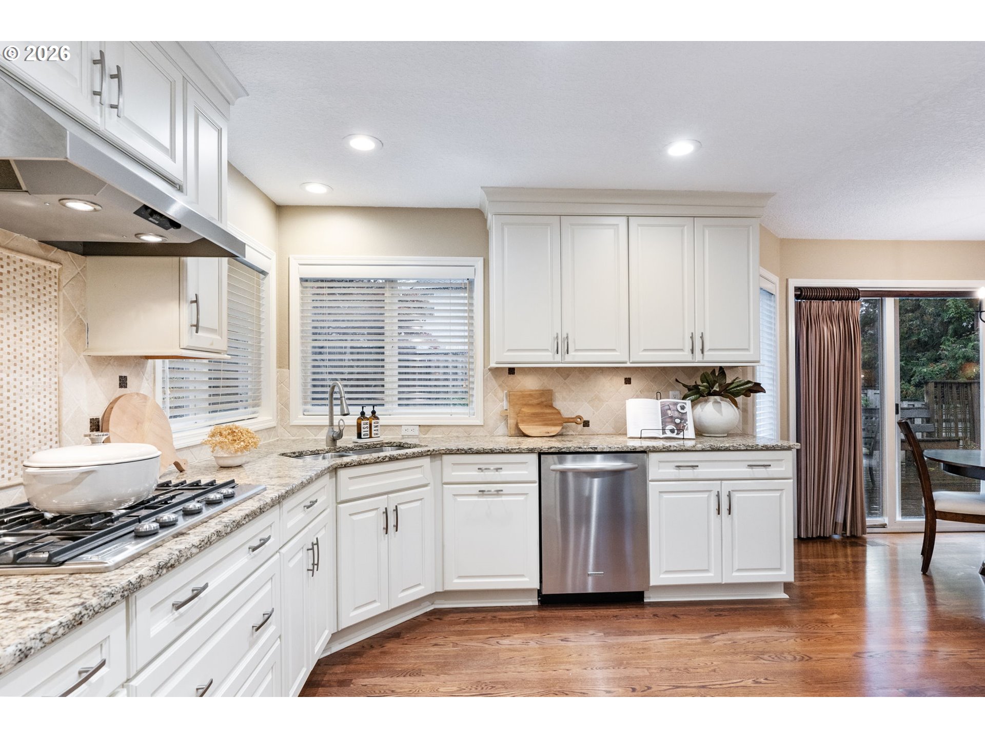 6295 SW TILLAMOOK PL