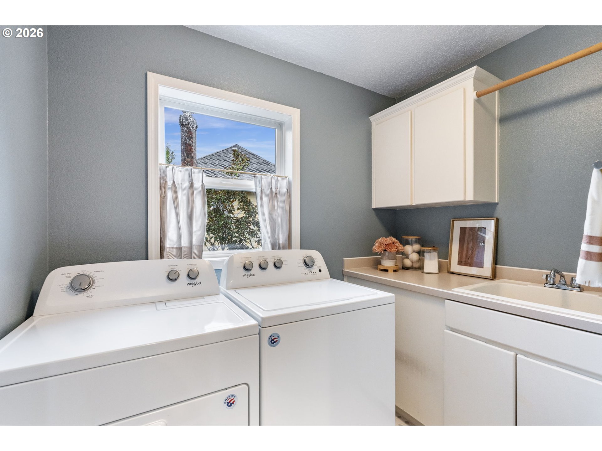 6295 SW TILLAMOOK PL