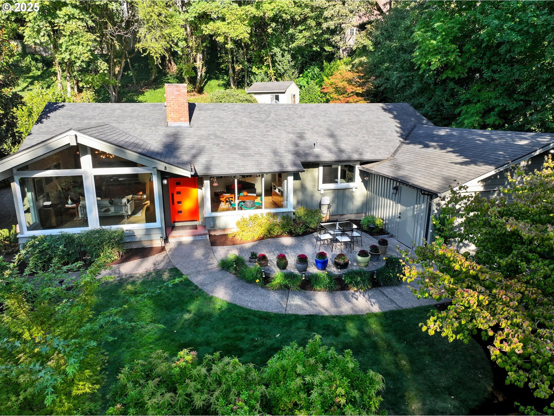 2703 GLEN EAGLES RD