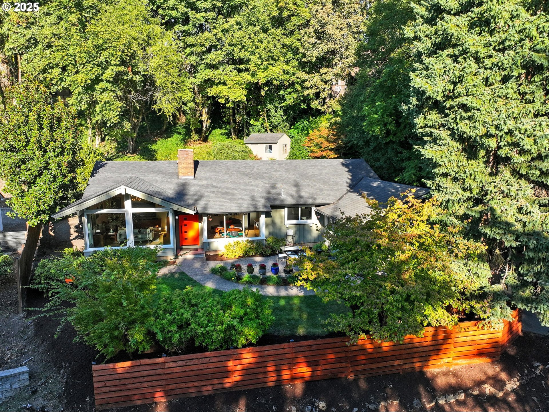 2703 GLEN EAGLES RD