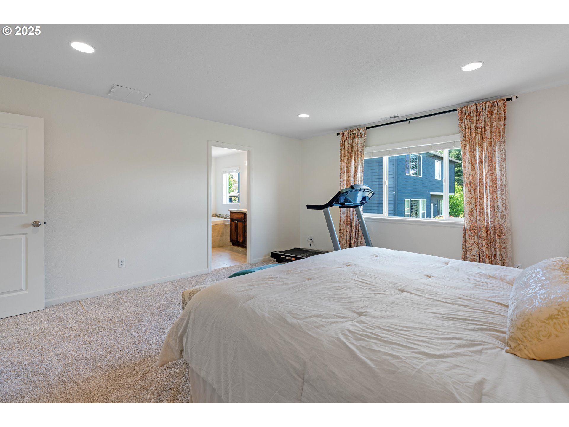 21635 SW OXFORD TER