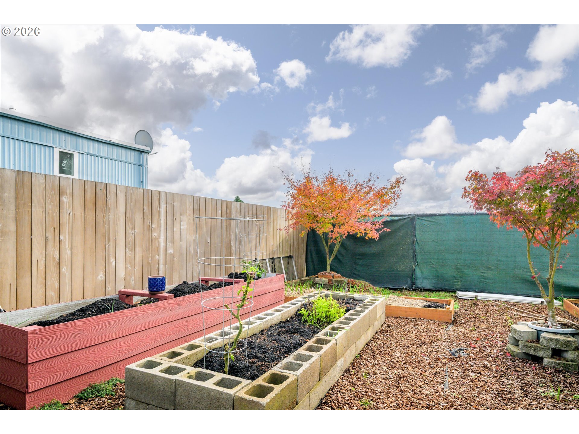 2150 LAURA ST 111
