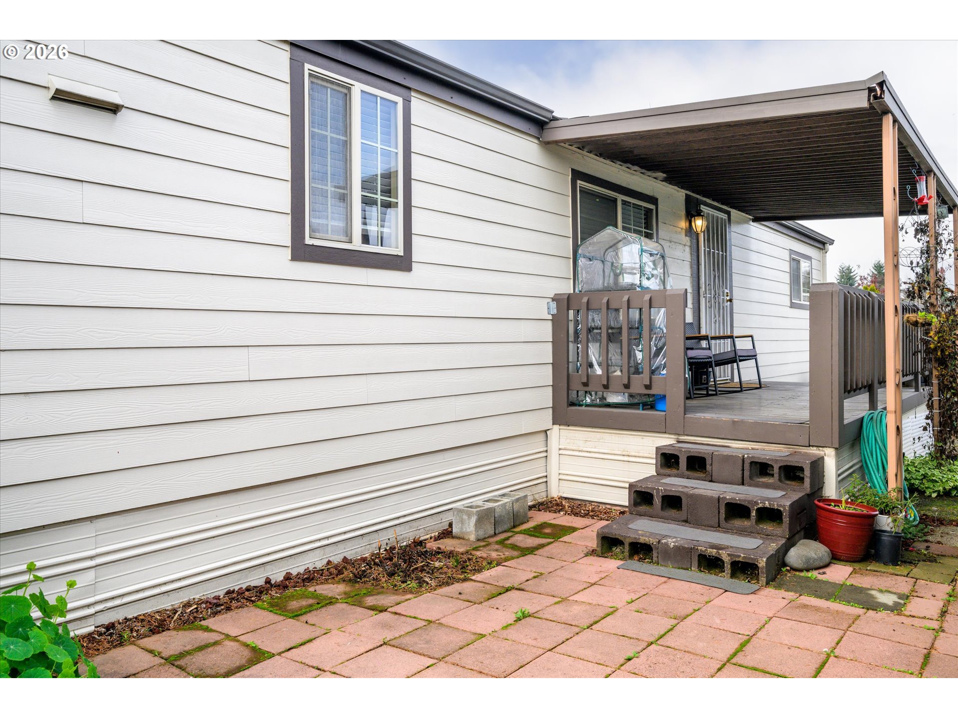 2150 LAURA ST 111