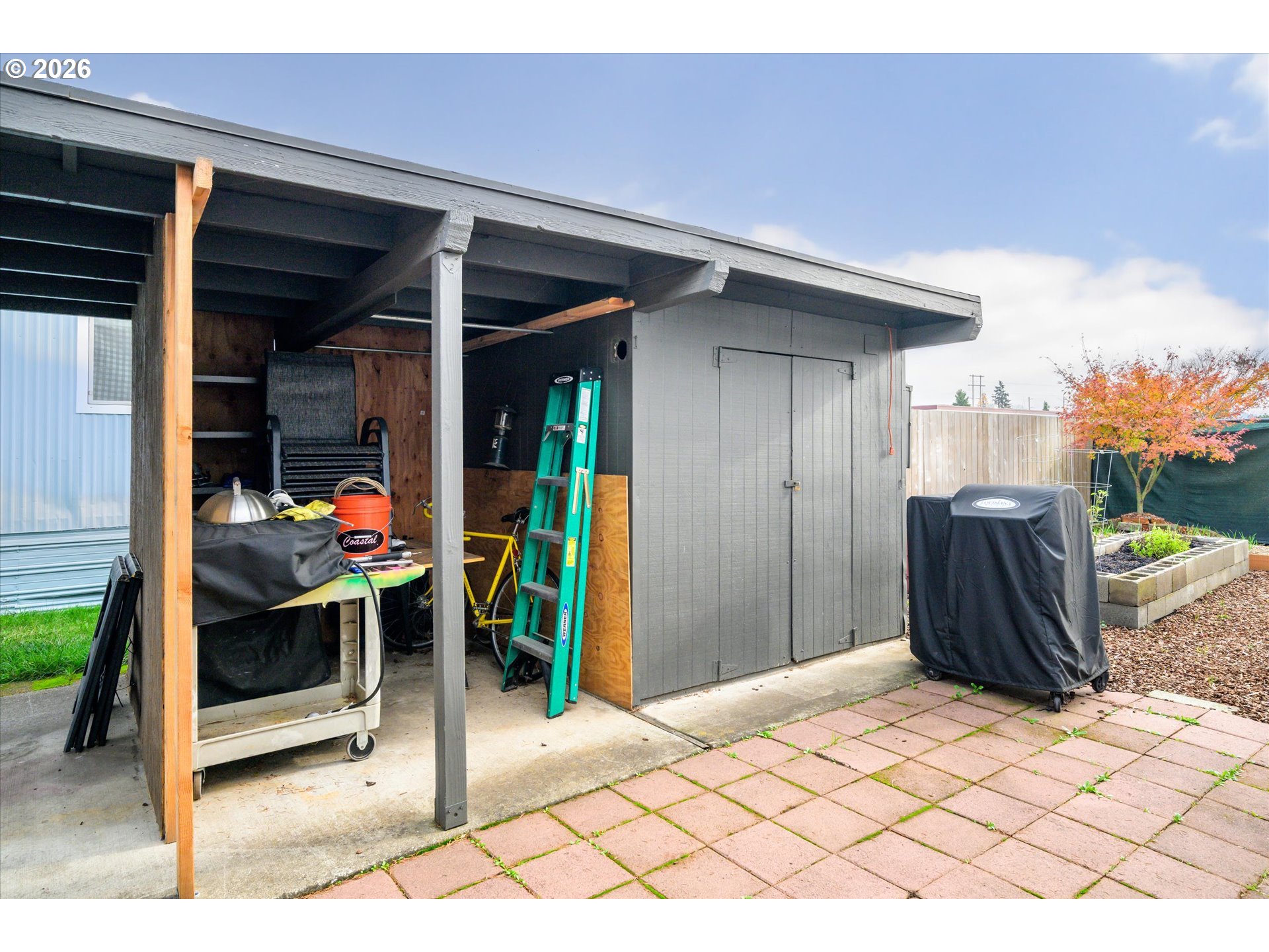 2150 LAURA ST 111
