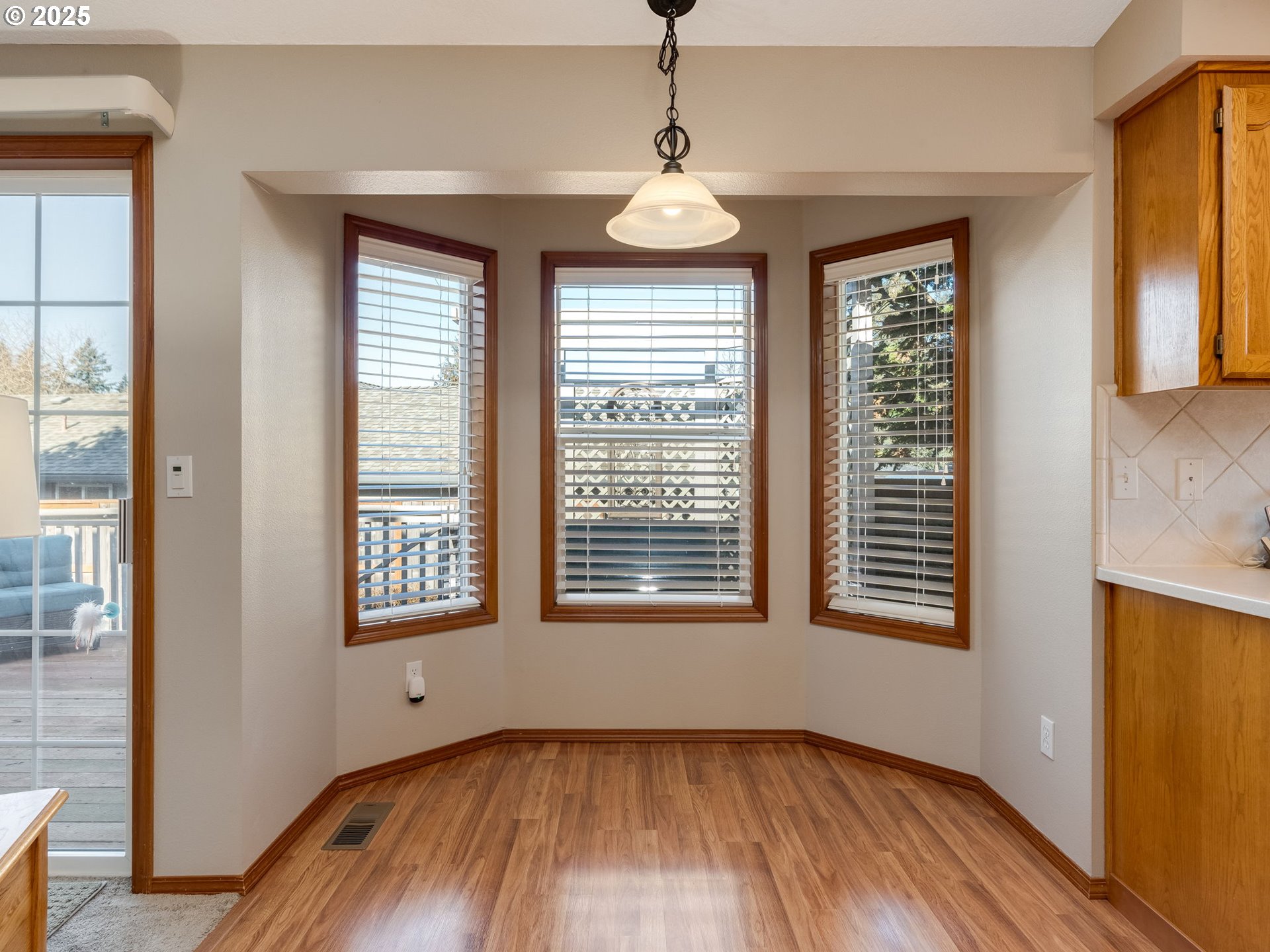 5725 SE LEXINGTON DR