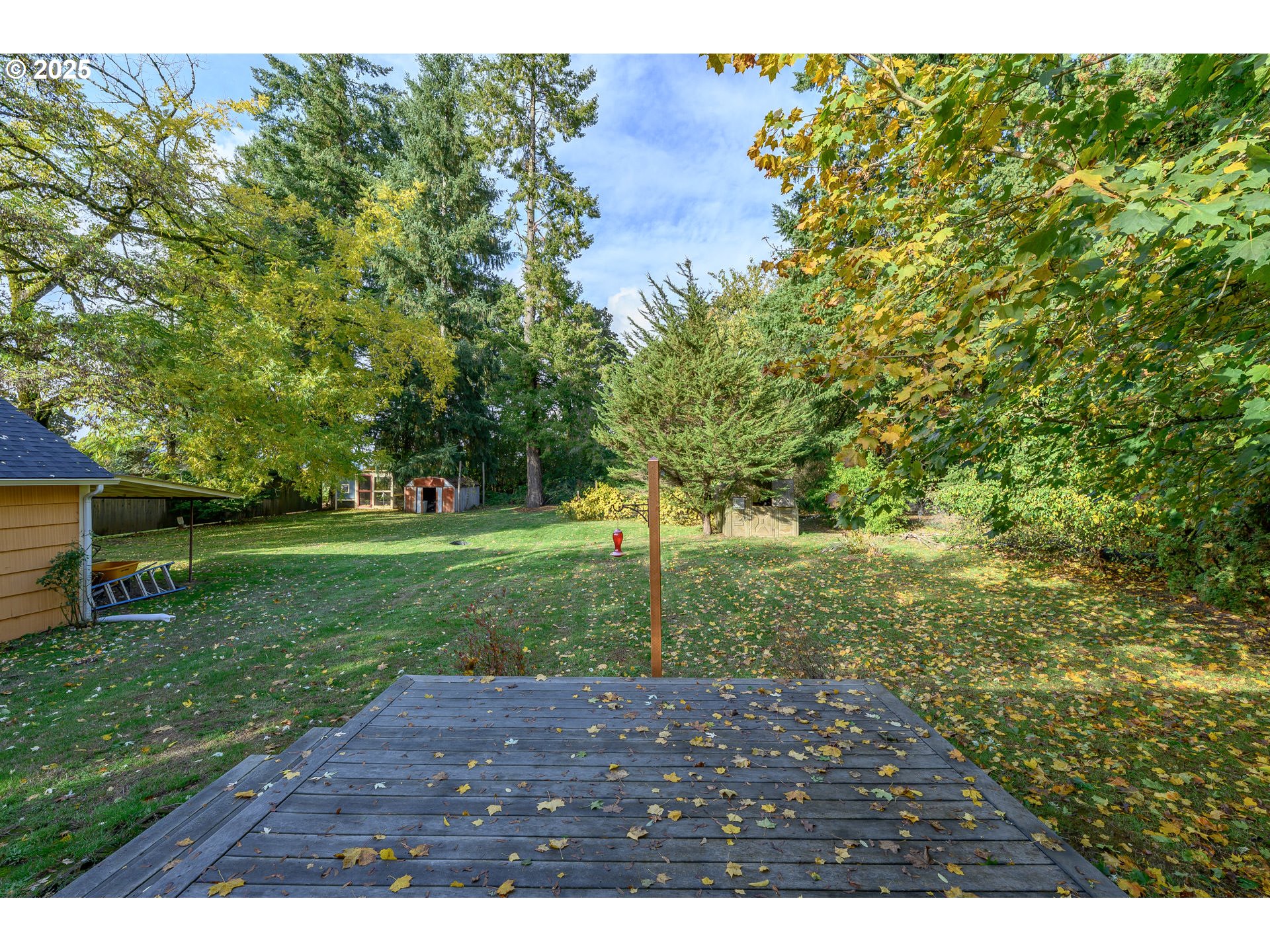 8030 NW MEADOW LAKE RD