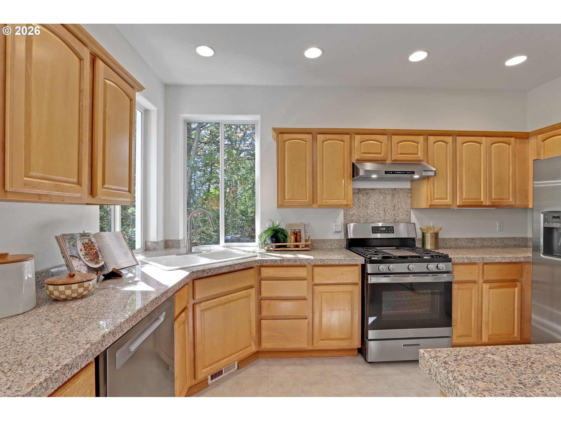 5506 NW SKYCREST PKWY