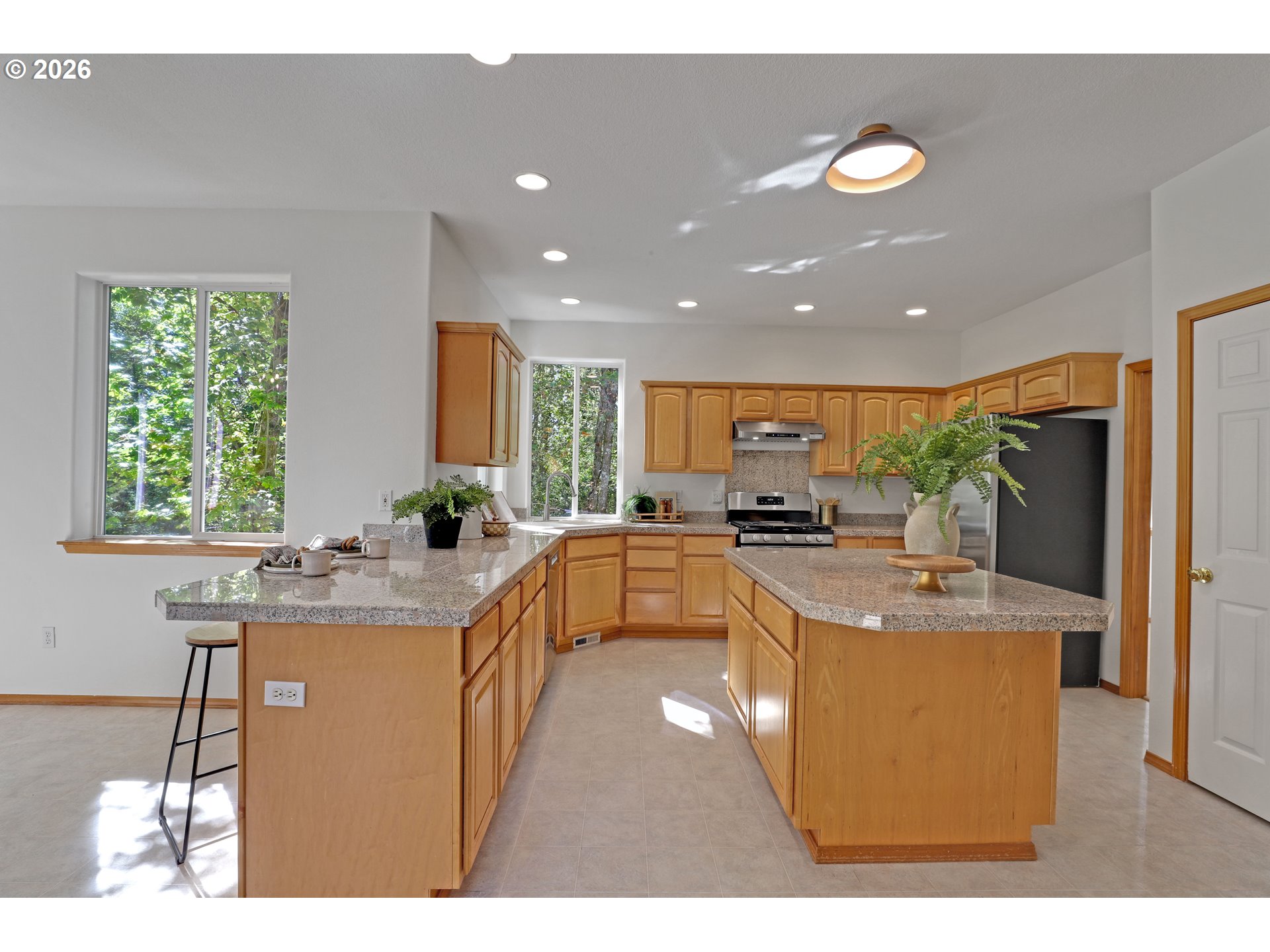 5506 NW SKYCREST PKWY
