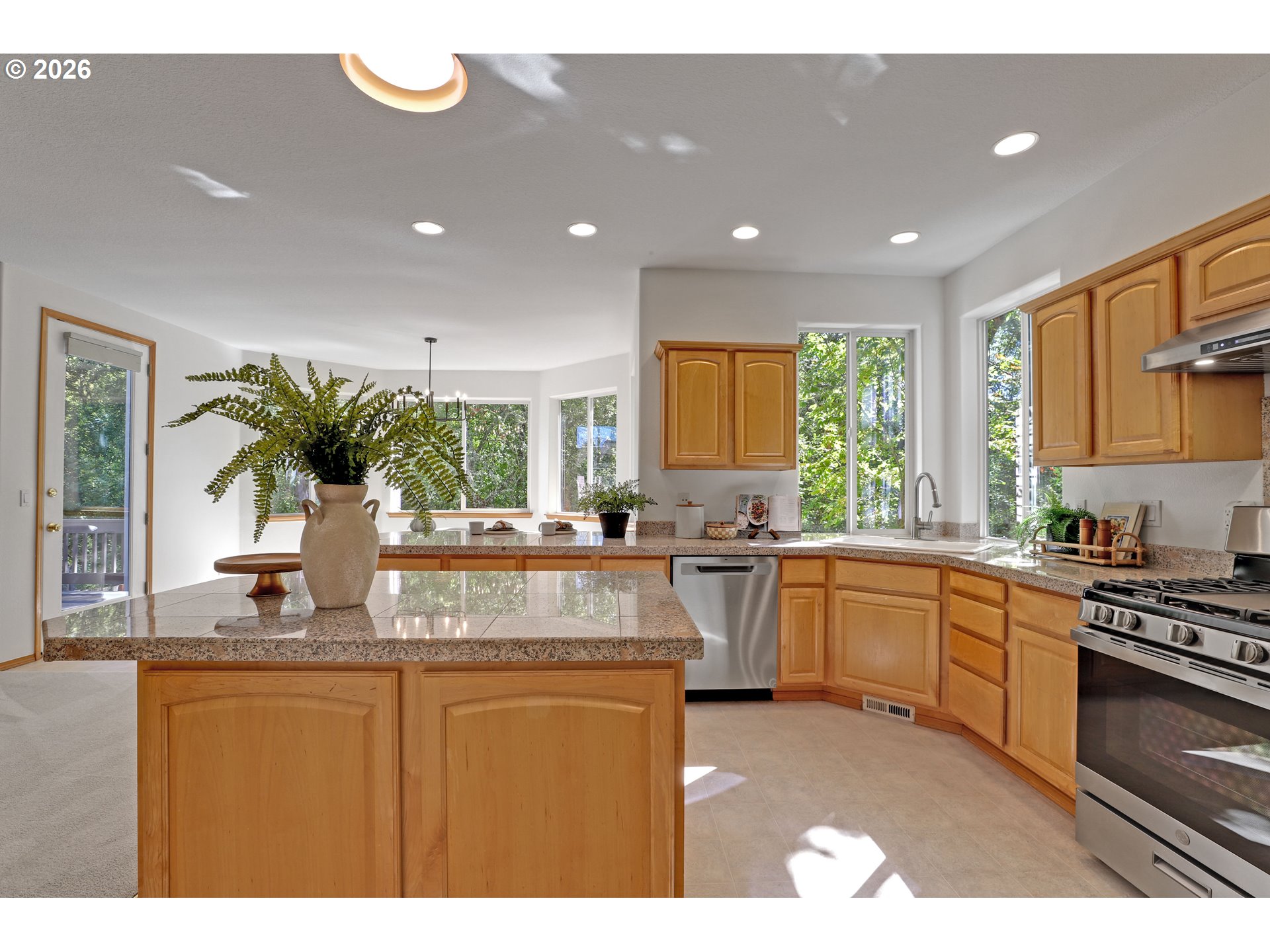 5506 NW SKYCREST PKWY