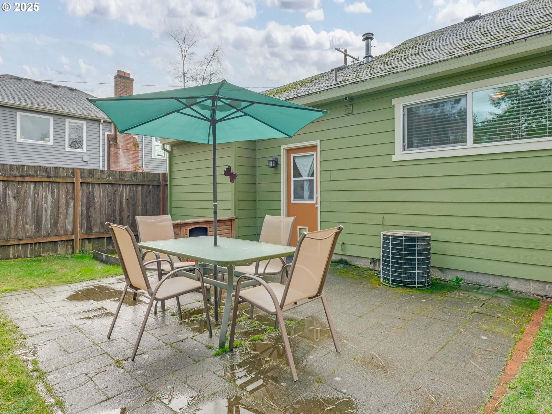 9577 SE TENINO CT