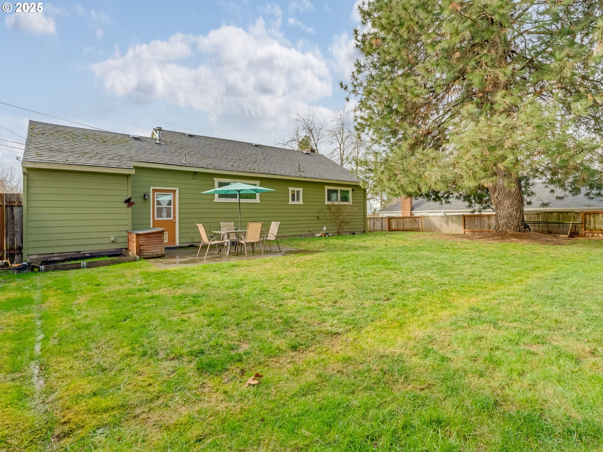 9577 SE TENINO CT